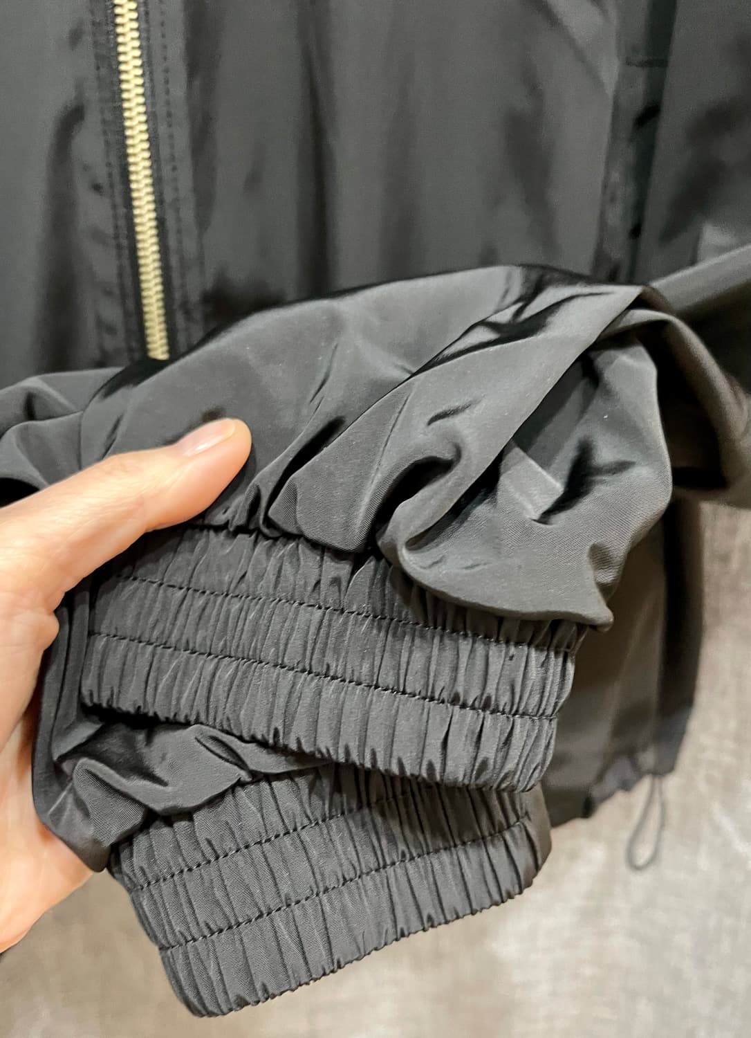 Critic 크리틱 셔링 브이넥 나일론 자켓 블랙 L/ 미착용 새상품 상품이미지6