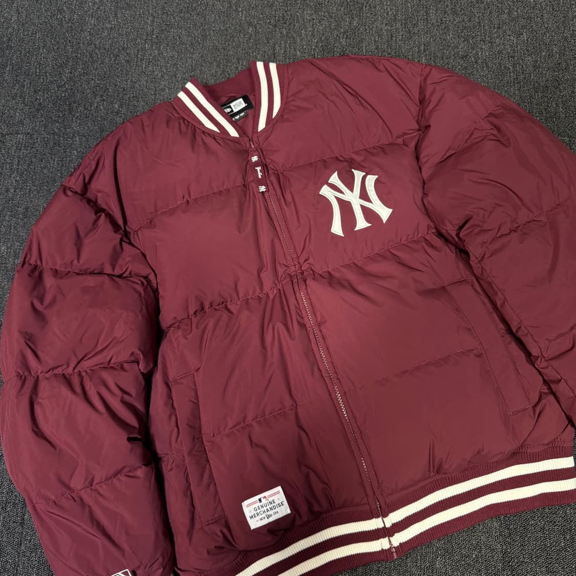 뉴에라 MLB 뉴욕 양키스 봄버 패딩 상품이미지2