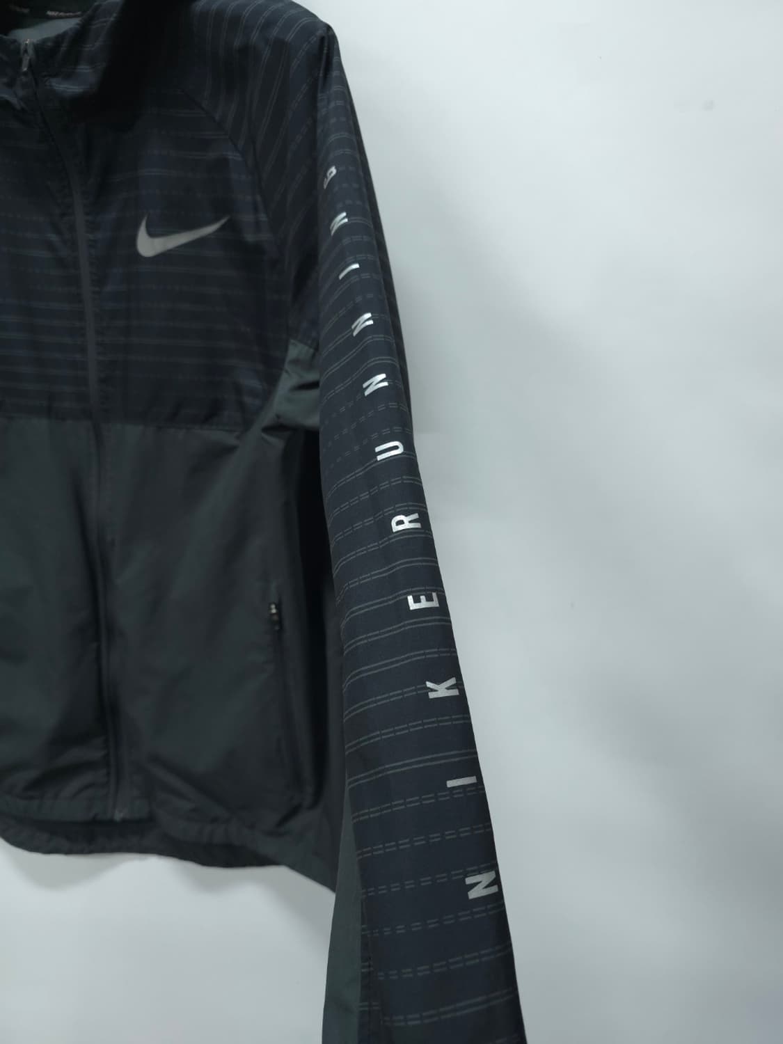 나이키 러닝 후드 바람막이 후드 자켓 (XL) 상품이미지5