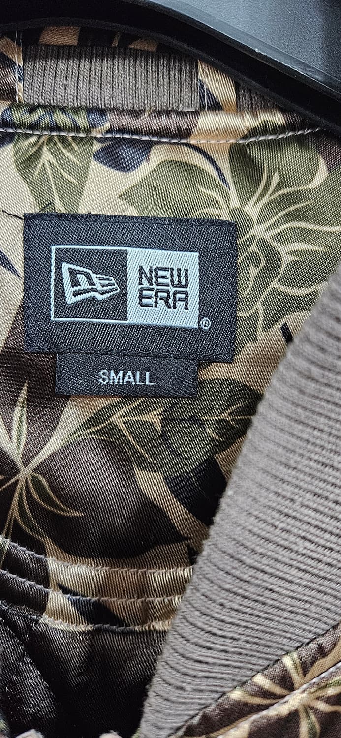 뉴에라 플라워 패턴 블루종 S 상품이미지3