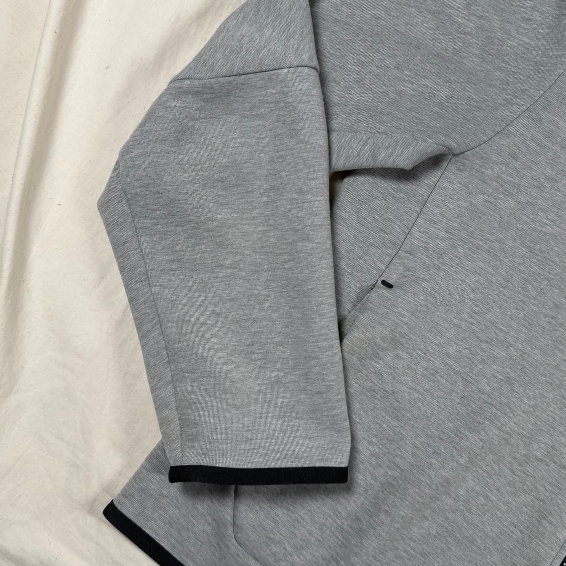 나이키 테크팩 후드 집업 자켓 상품이미지2