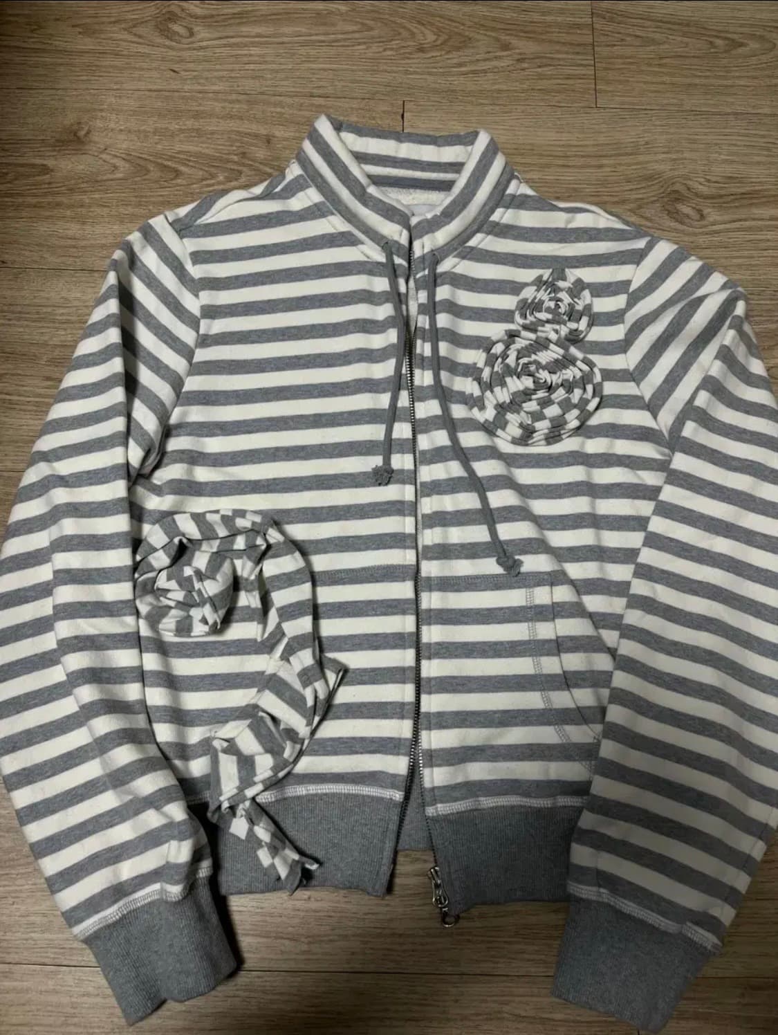 오픈와이와이 아플리케 집업 자켓 상품이미지2