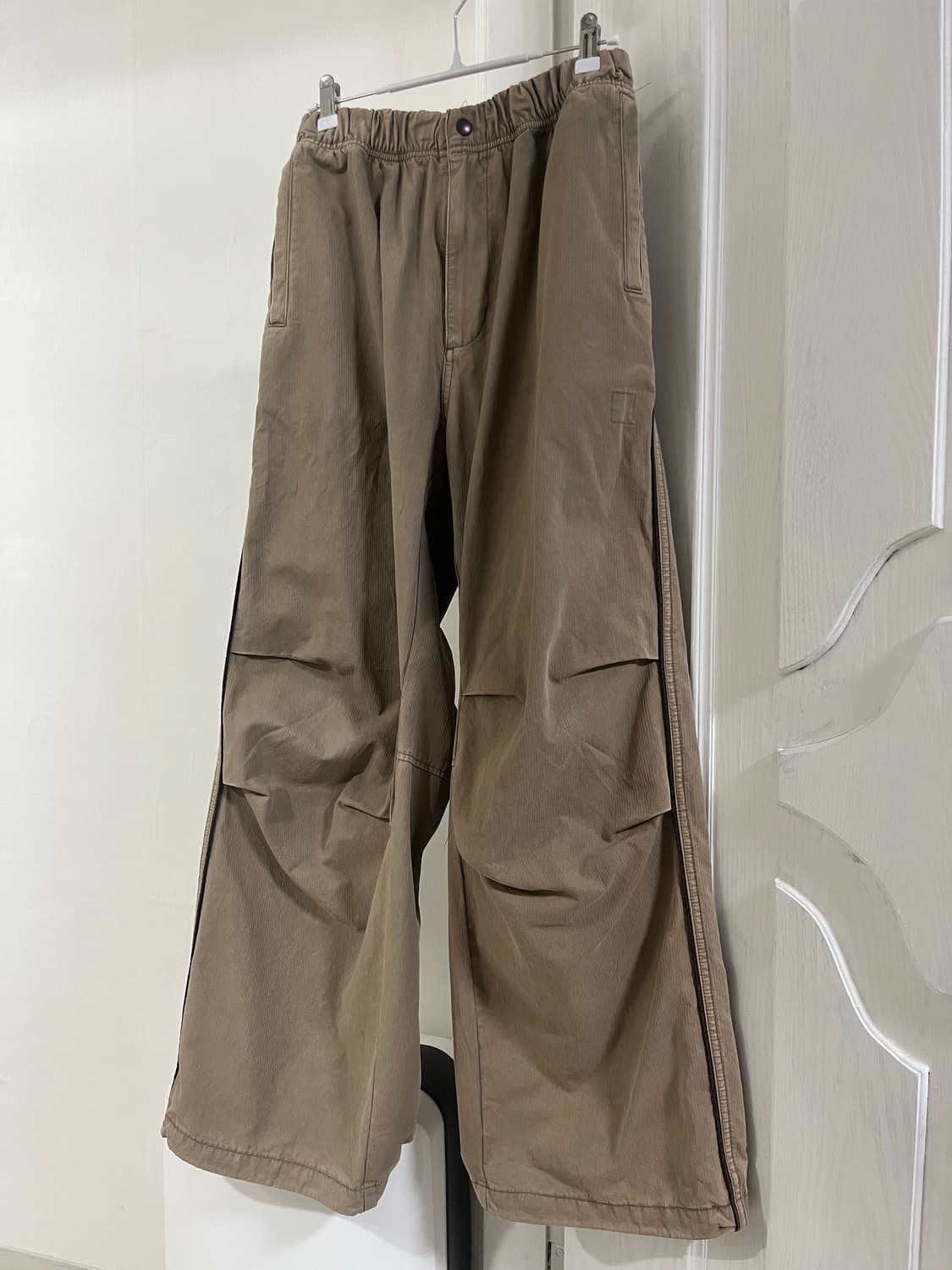 해칭룸 스노우 트랙 팬츠 빈티지 베이지 1사이즈 상품이미지2