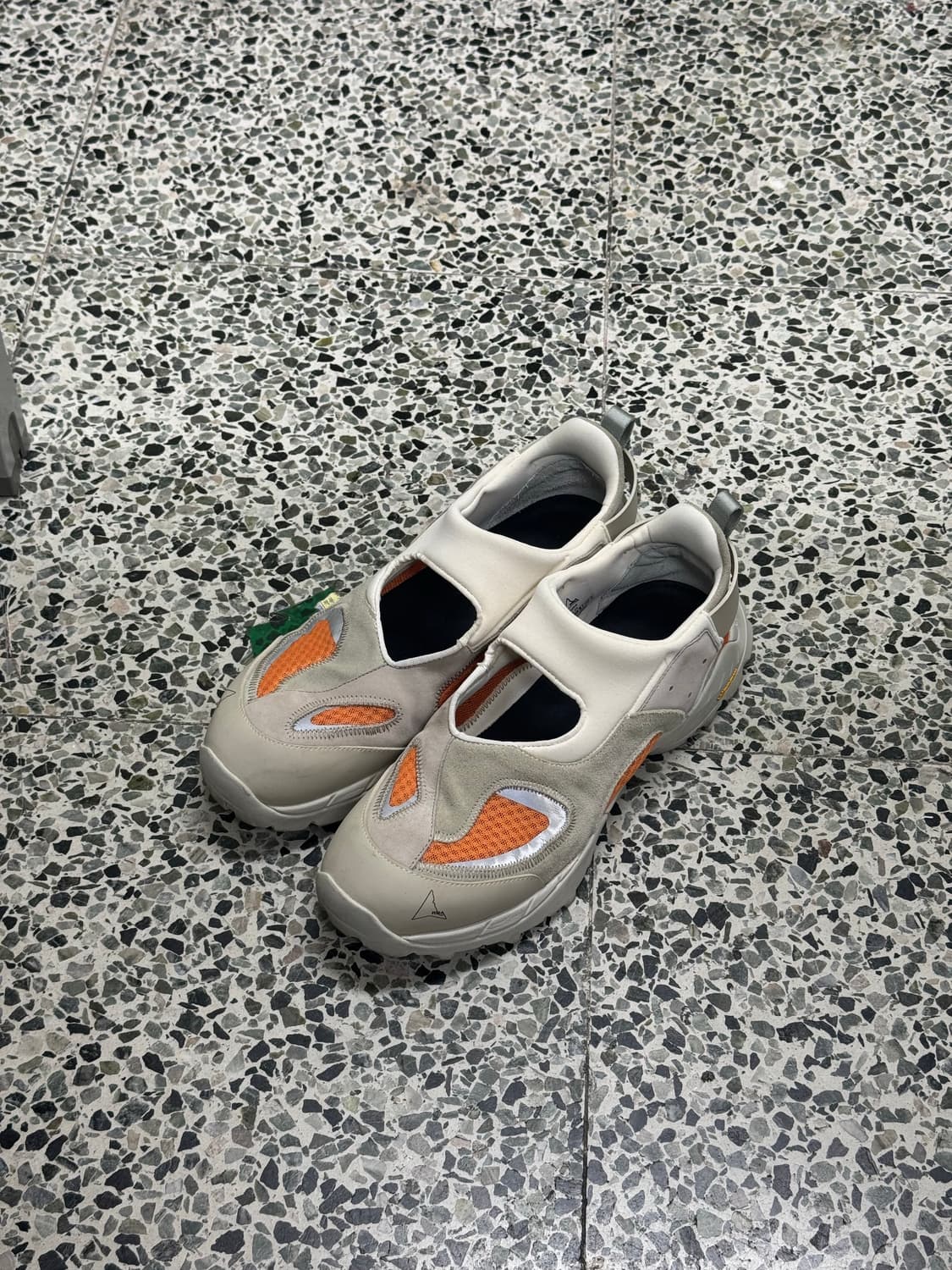 (44) 로아 하이킹 로즈 샌드 오렌지 상품이미지1