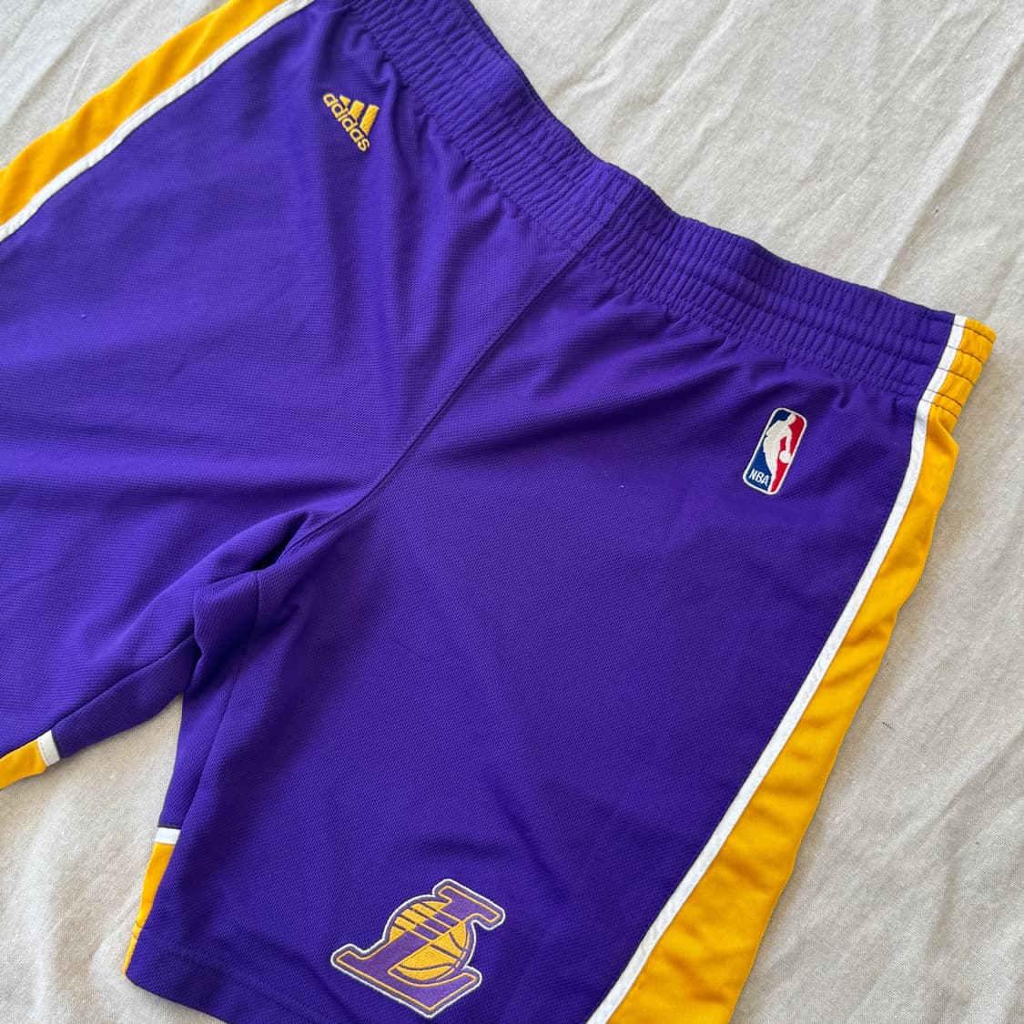 아디다스 nba 해외판 레이커스 배색 반바지 XL 상품이미지2