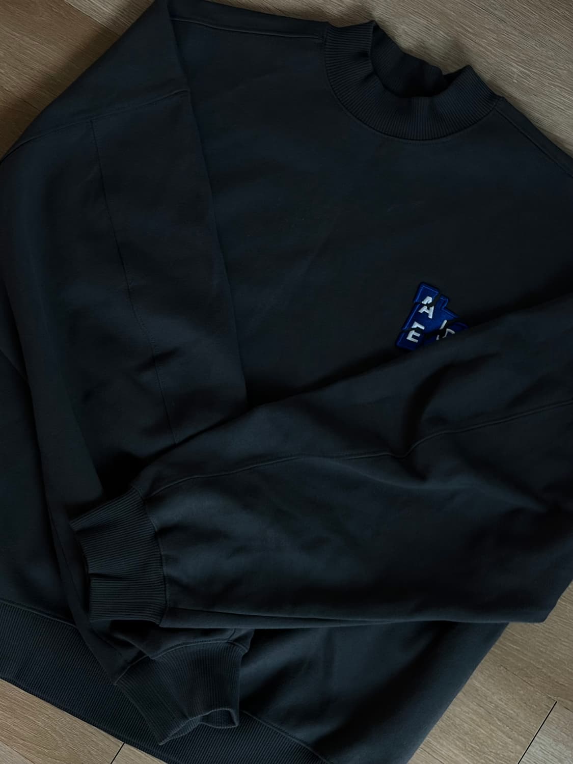 [A2] 아더에러 한정판 로고 맨투맨 상품이미지2