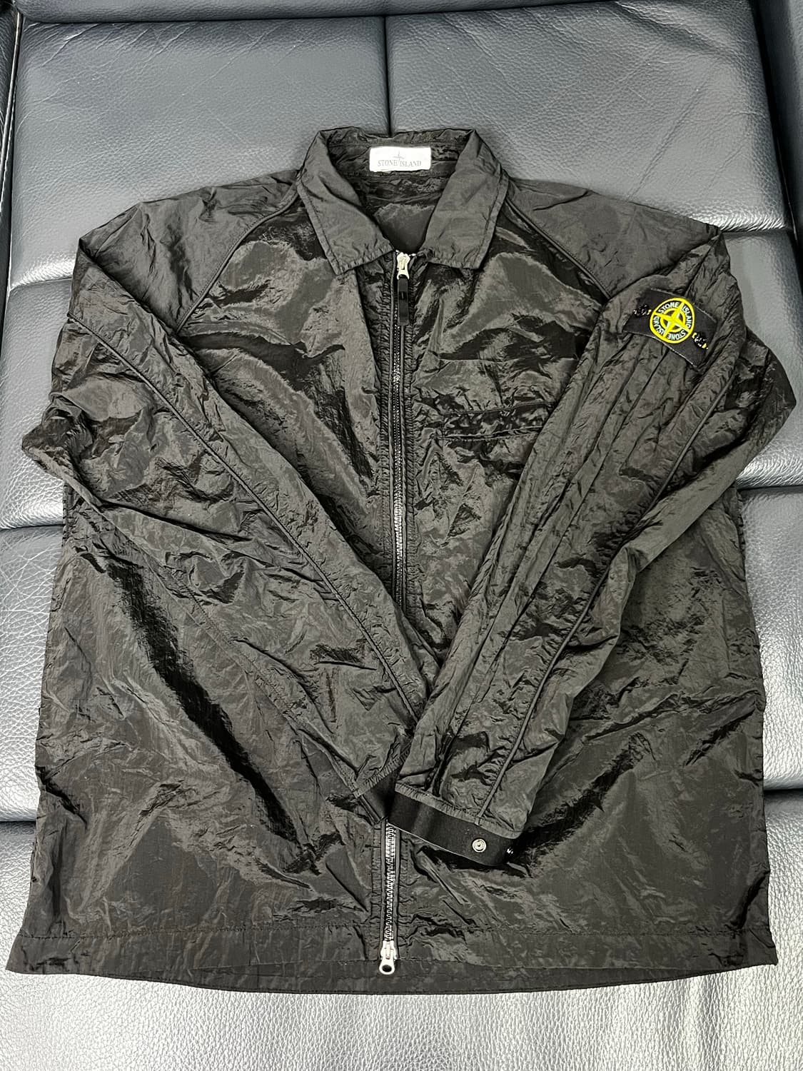 [XXL] 정품 스톤아일랜드 22ss 나일론 메탈 오버셔츠 블랙 상품이미지2