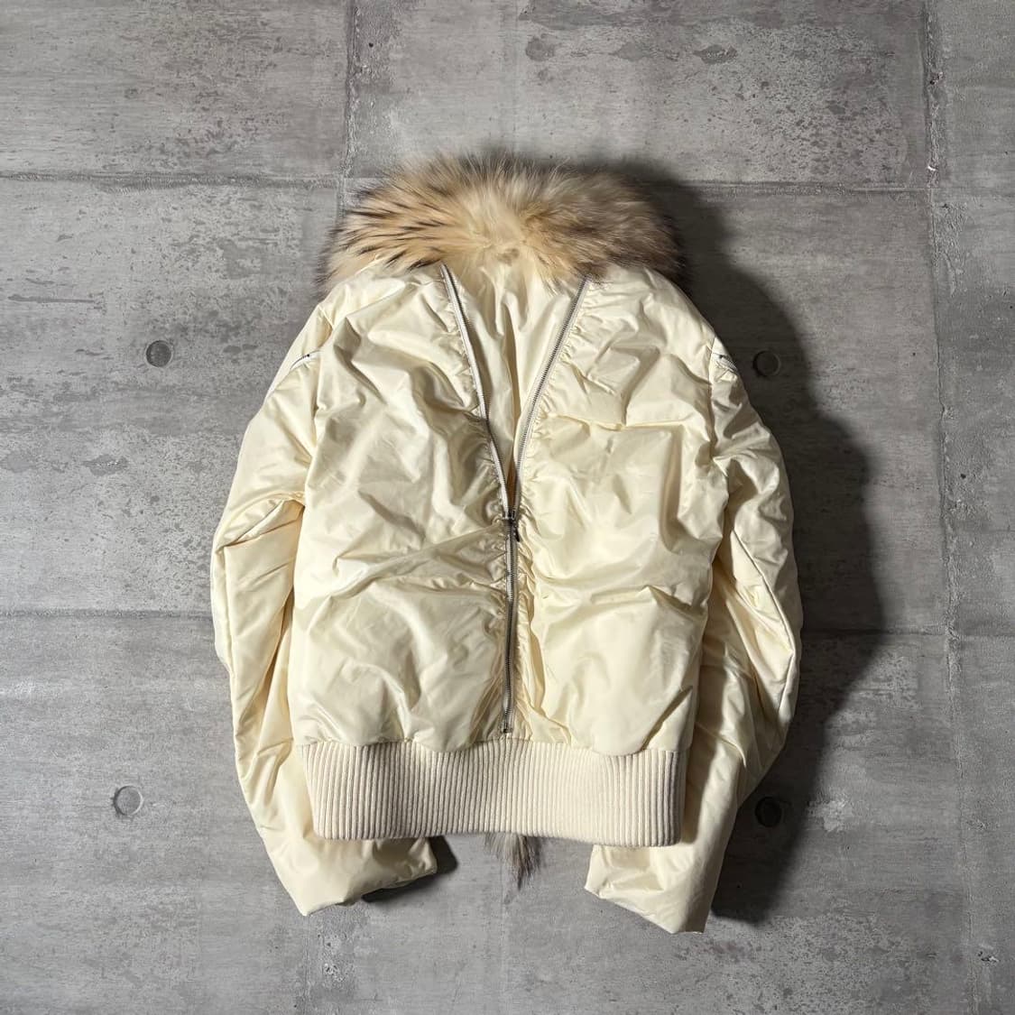 [새상품] SHELVO Y2K 퍼 트리밍 패딩점퍼 상품이미지7