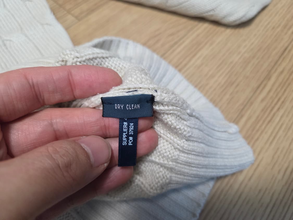 폴로 랄프로렌 포니 케이블 브이넥 실크 니트 상품이미지4