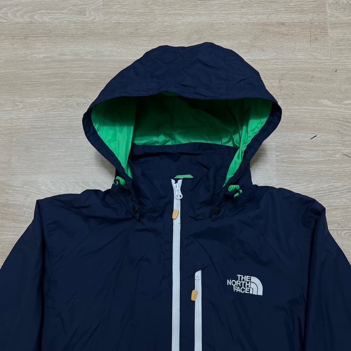 노스페이스 투톤 기능성 바람막이 후드자켓 [네이비/라이트그린] M/95 상품이미지2