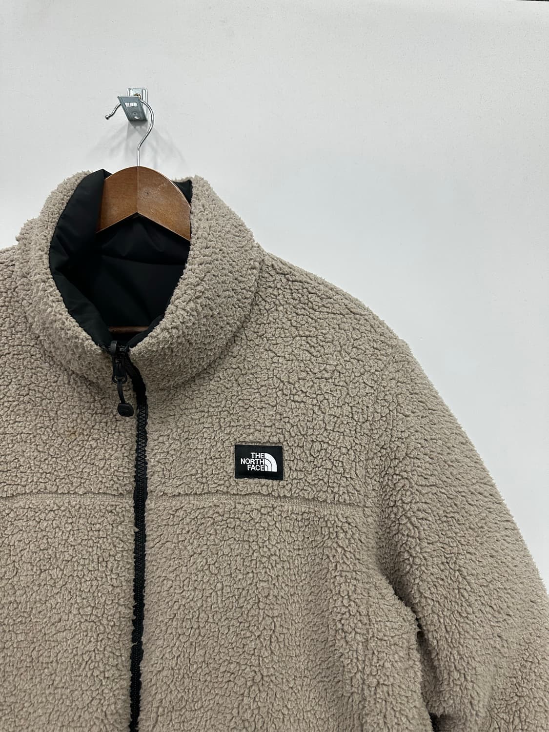 노스페이스 블랙 리버시블 패딩  상품이미지5