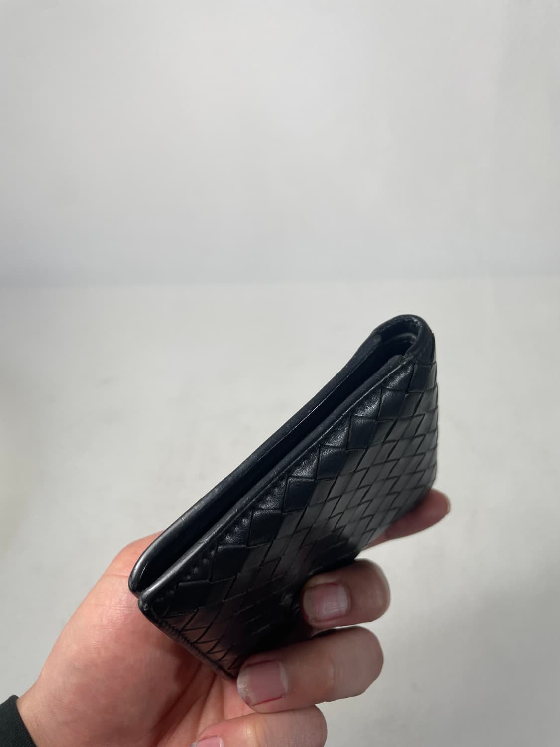 [블랙] 보테가베네타 인트레치아토 반지갑 남자지갑


 상품이미지3