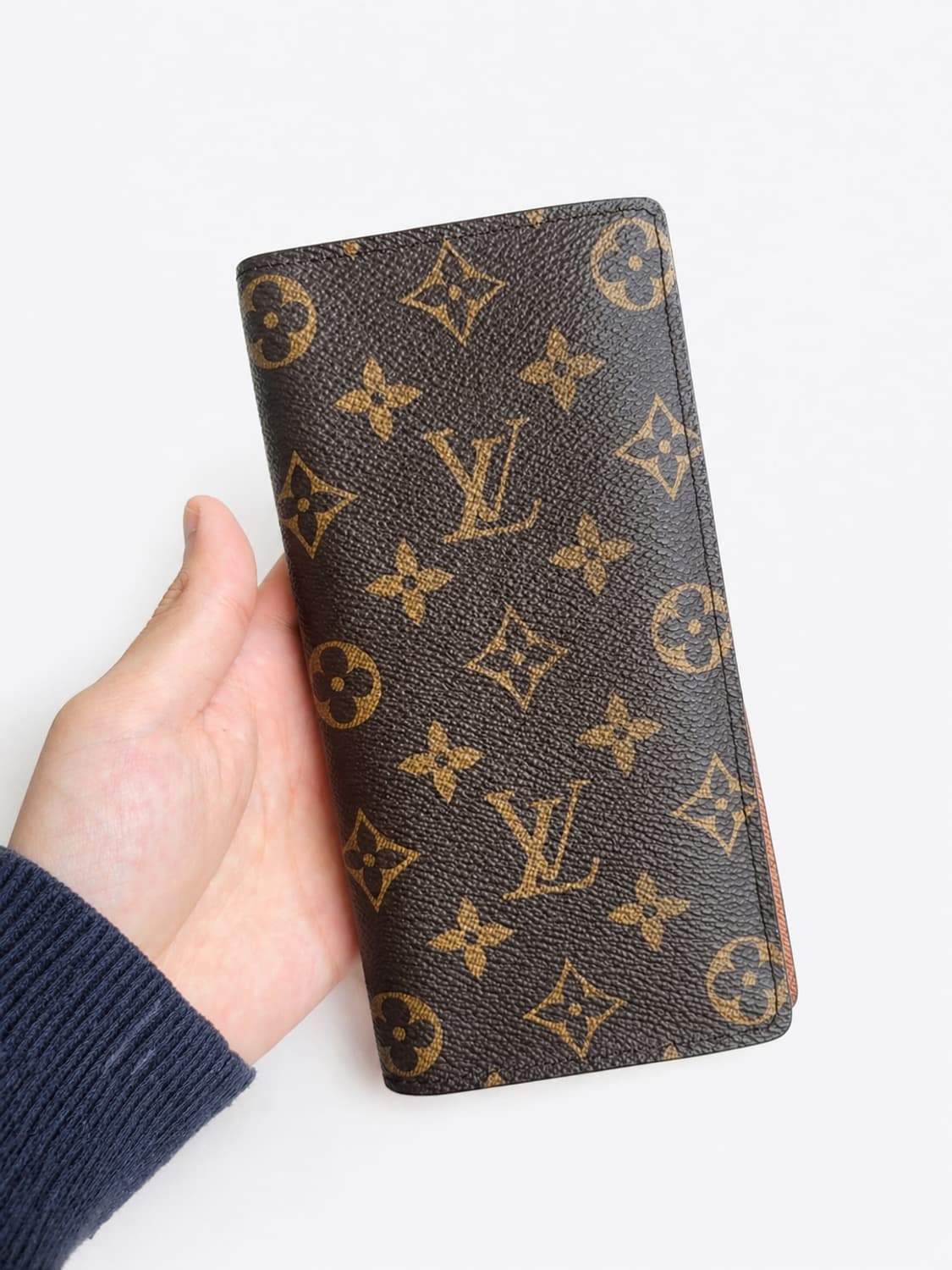 (풀구성품) 루이비통 브라짜 모노그램 이클립스 장지갑 상품이미지1