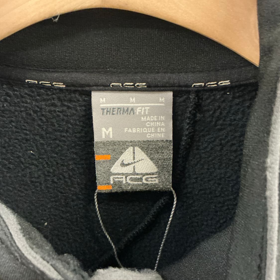 나이키 ACG 스몰로고 트랙탑 상품이미지2