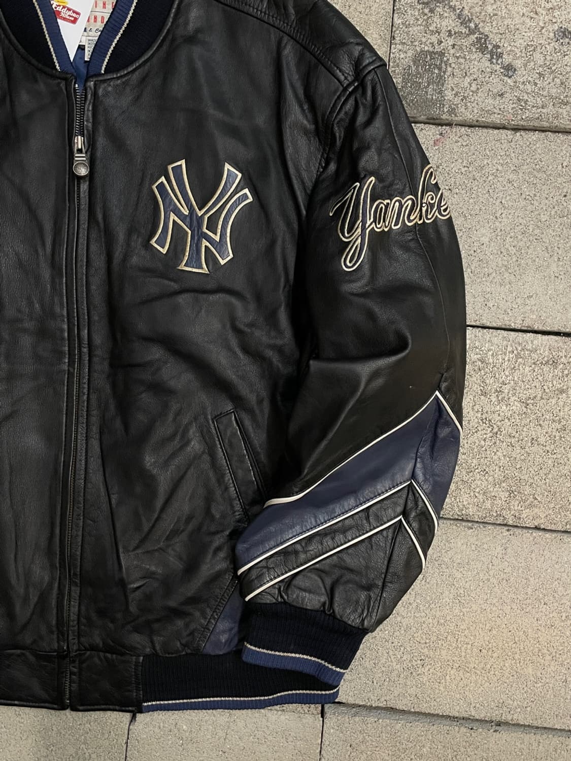 90’s 제뉴인머천다이즈 뉴욕 양키스 레더 자켓 상품이미지3