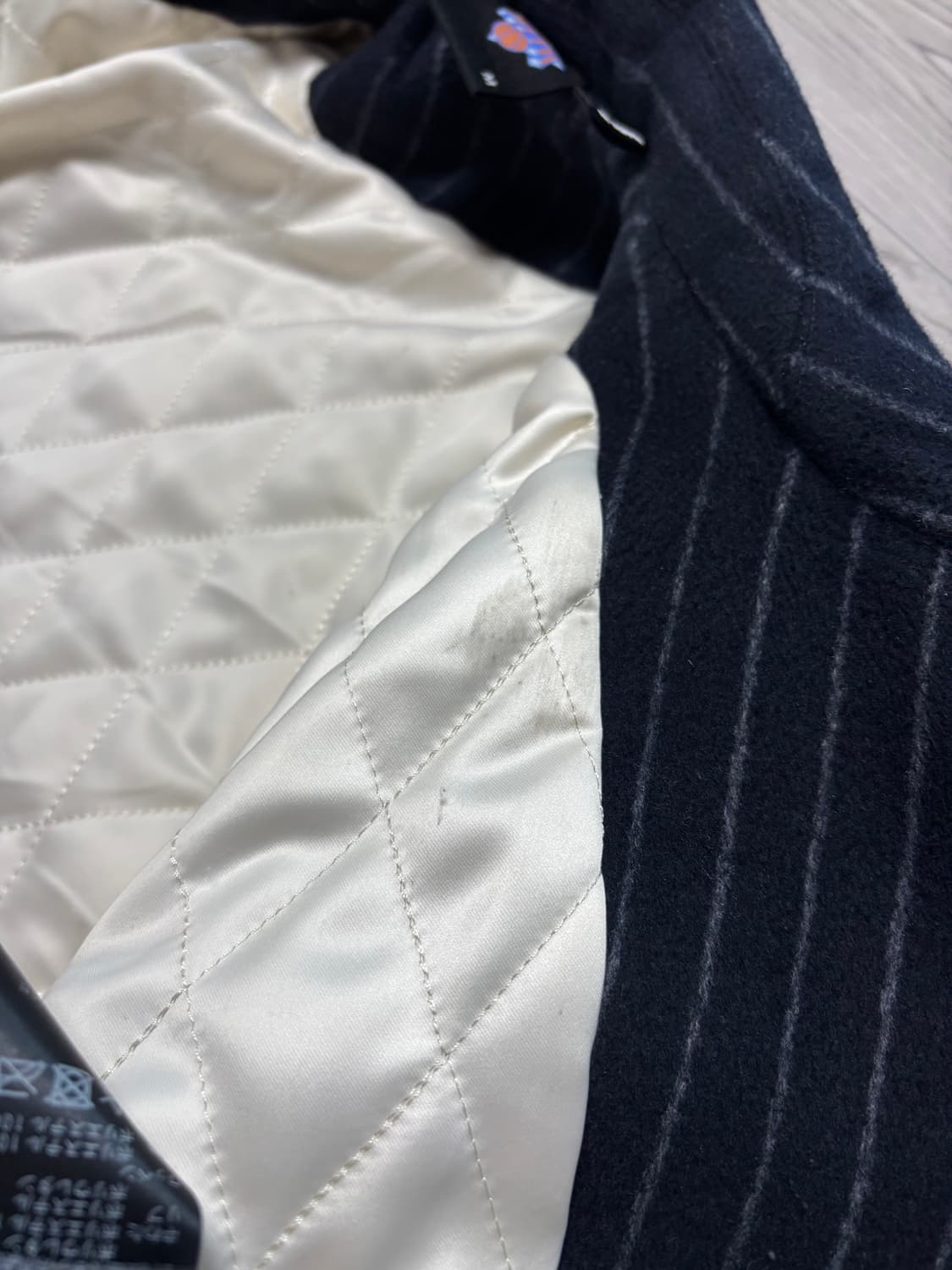 [m] kith 키스 뉴욕 닉스 울칼라 바시티자켓  상품이미지9