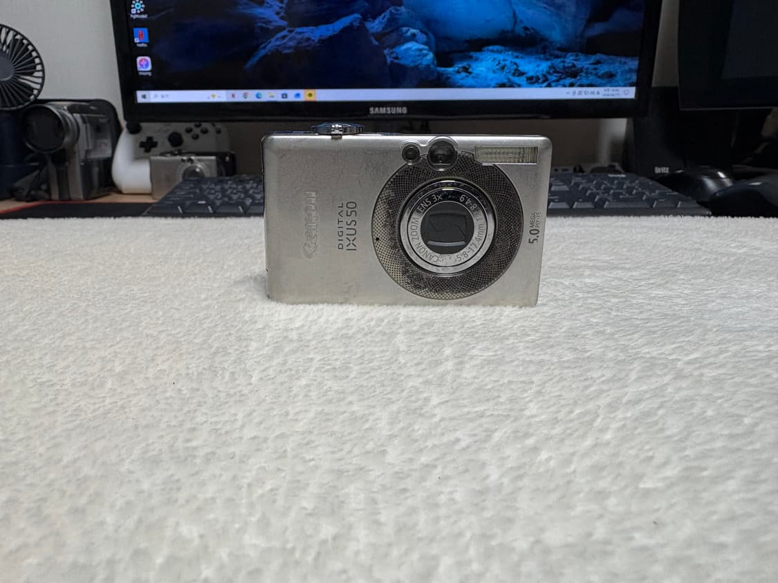 📸💖✨ 완전 깜찍 감성 폭발… 아이유 디카 익서스 50 등장 💕📸 상품이미지3