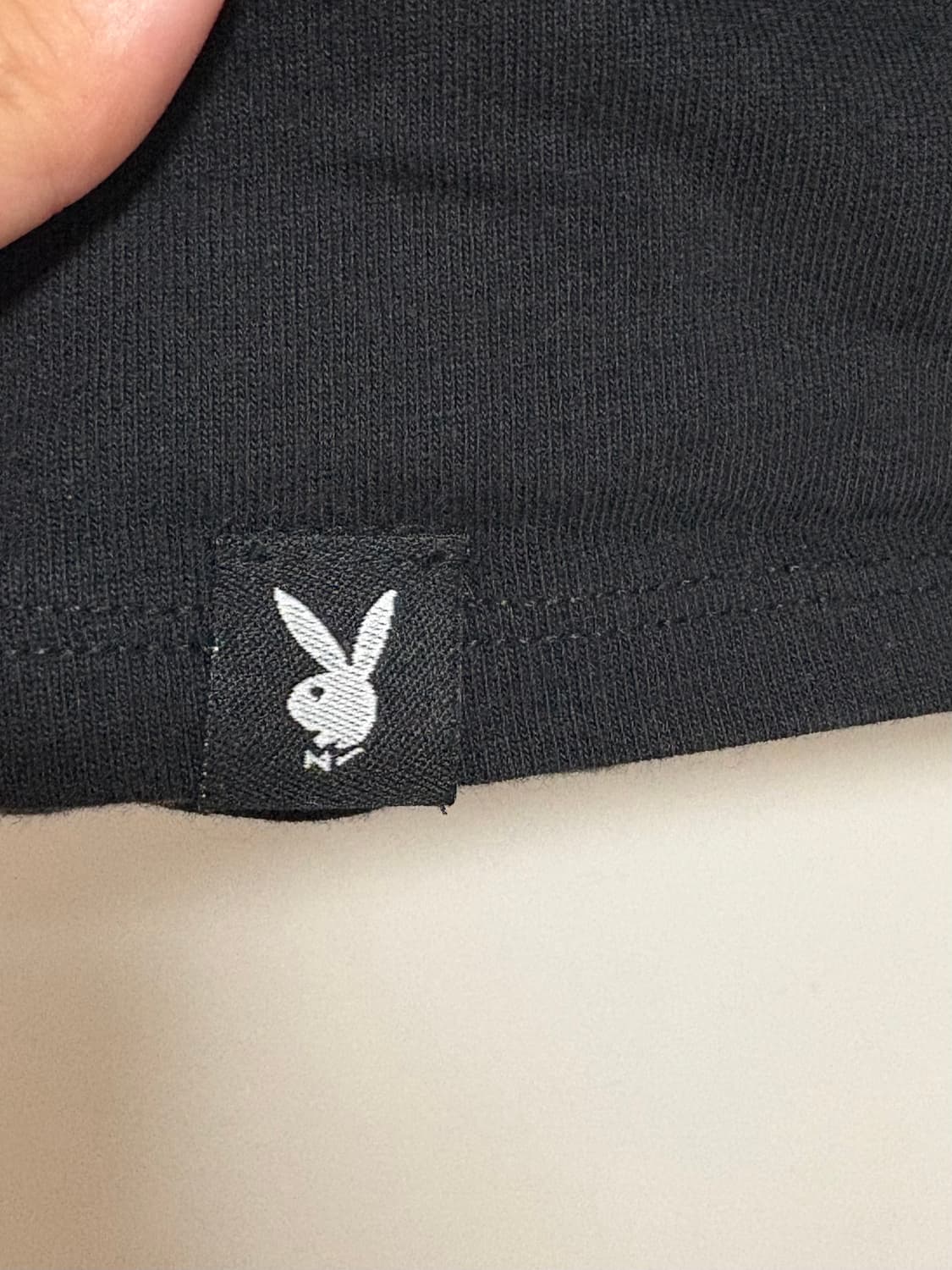 핫걸 추천) Playboy 딱붙 나시(블랙) 상품이미지4