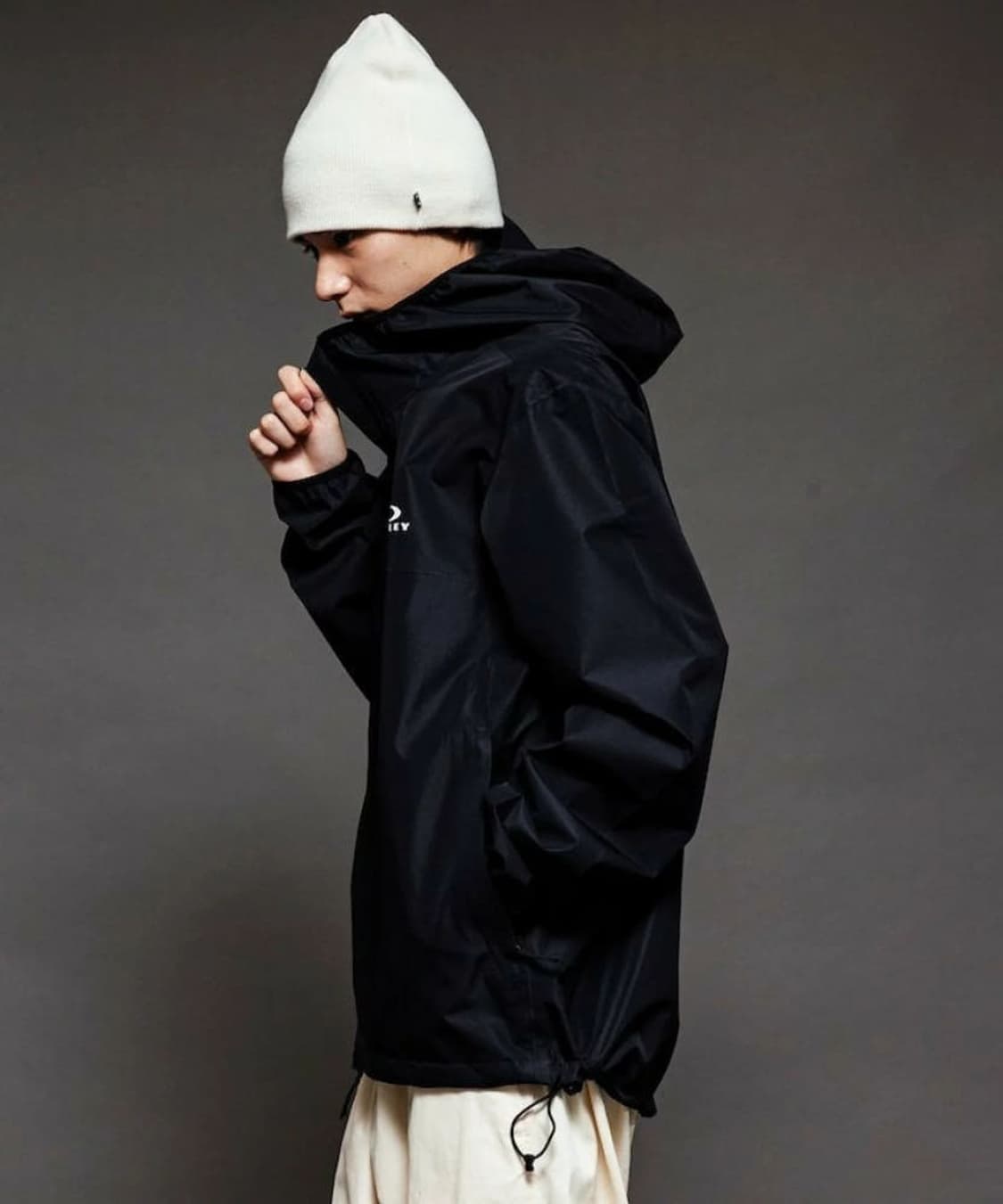 새제품L,XL) 오클리 엘리먼츠 쉘자켓2.0 블랙아웃 FOA406090 상품이미지3