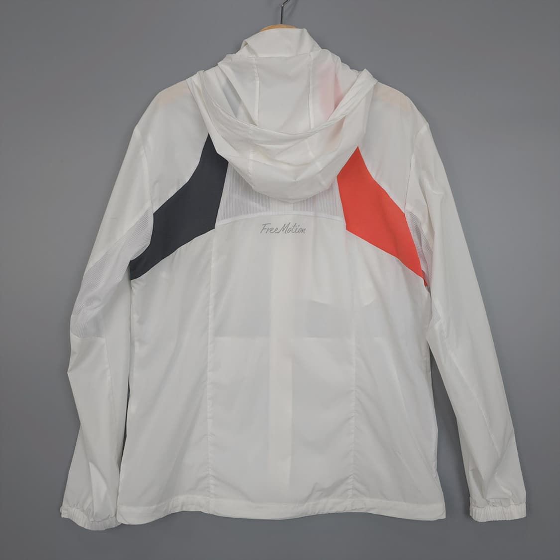 네파 NEPA 프리모션 배색 바람막이 자켓 105 상품이미지4