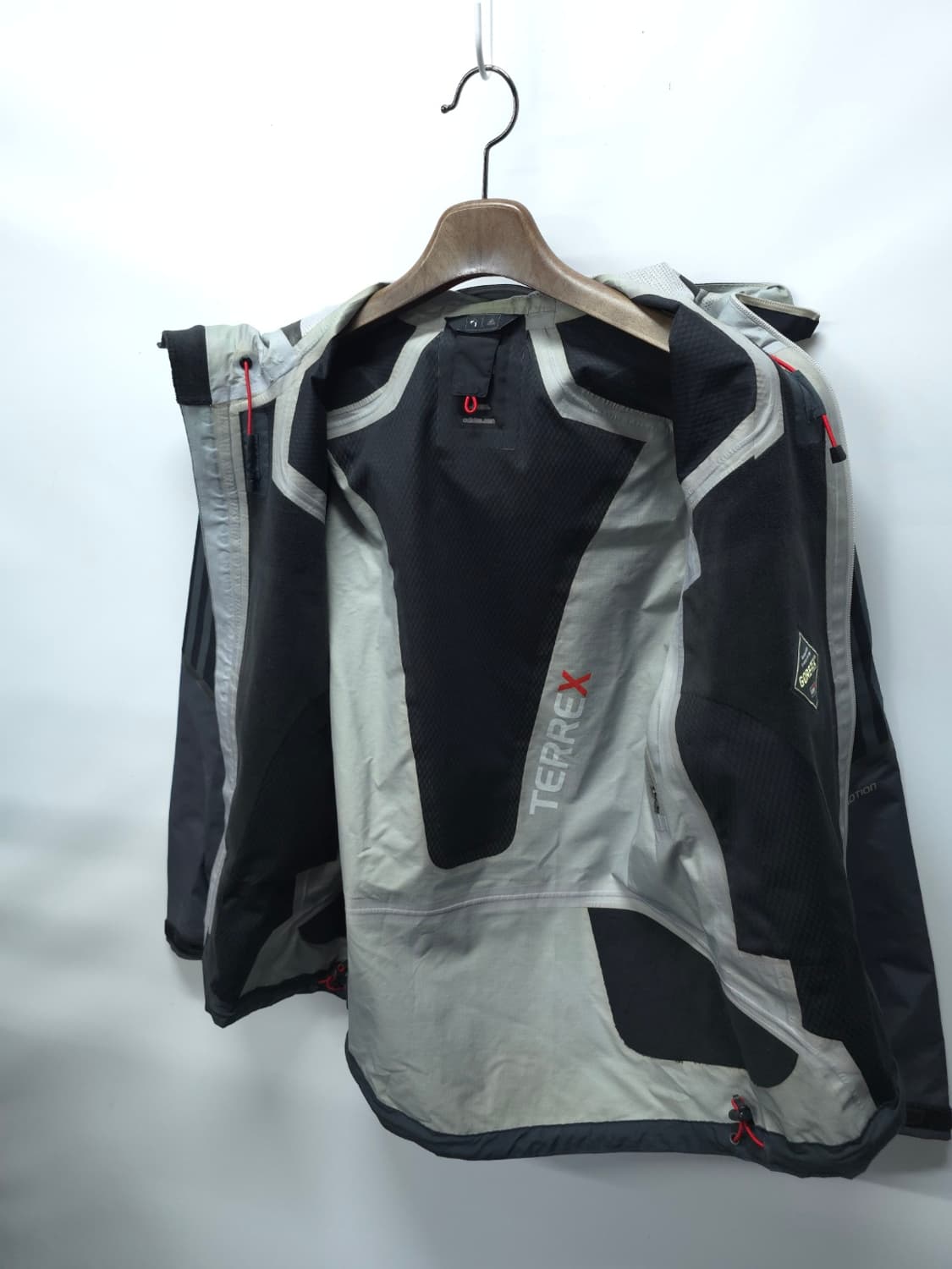 아디다스 TERREX 고어텍스 바람막이 (95~100) 상품이미지9