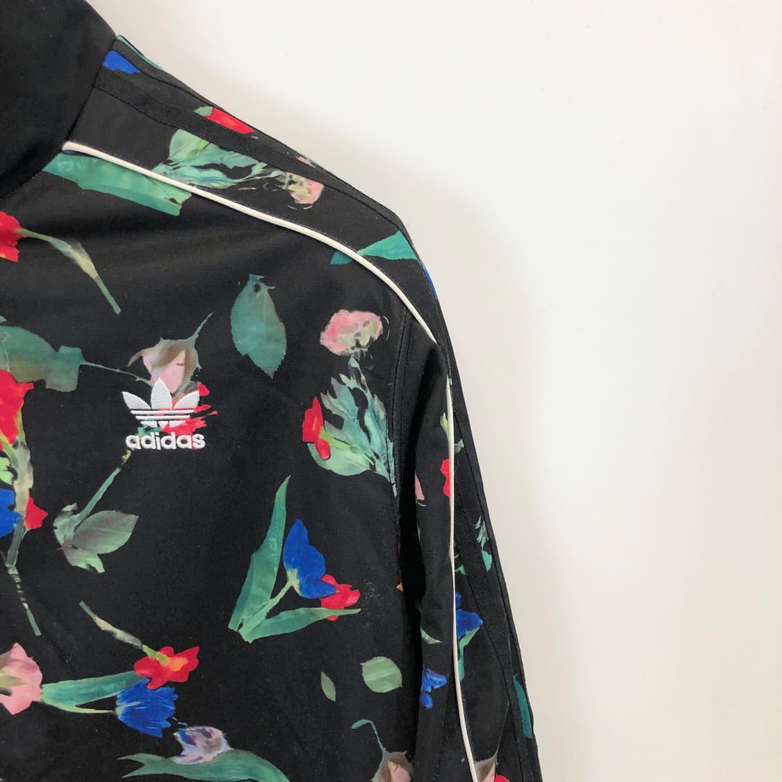 아디다스 플라워 트랙자켓 L 상품이미지2