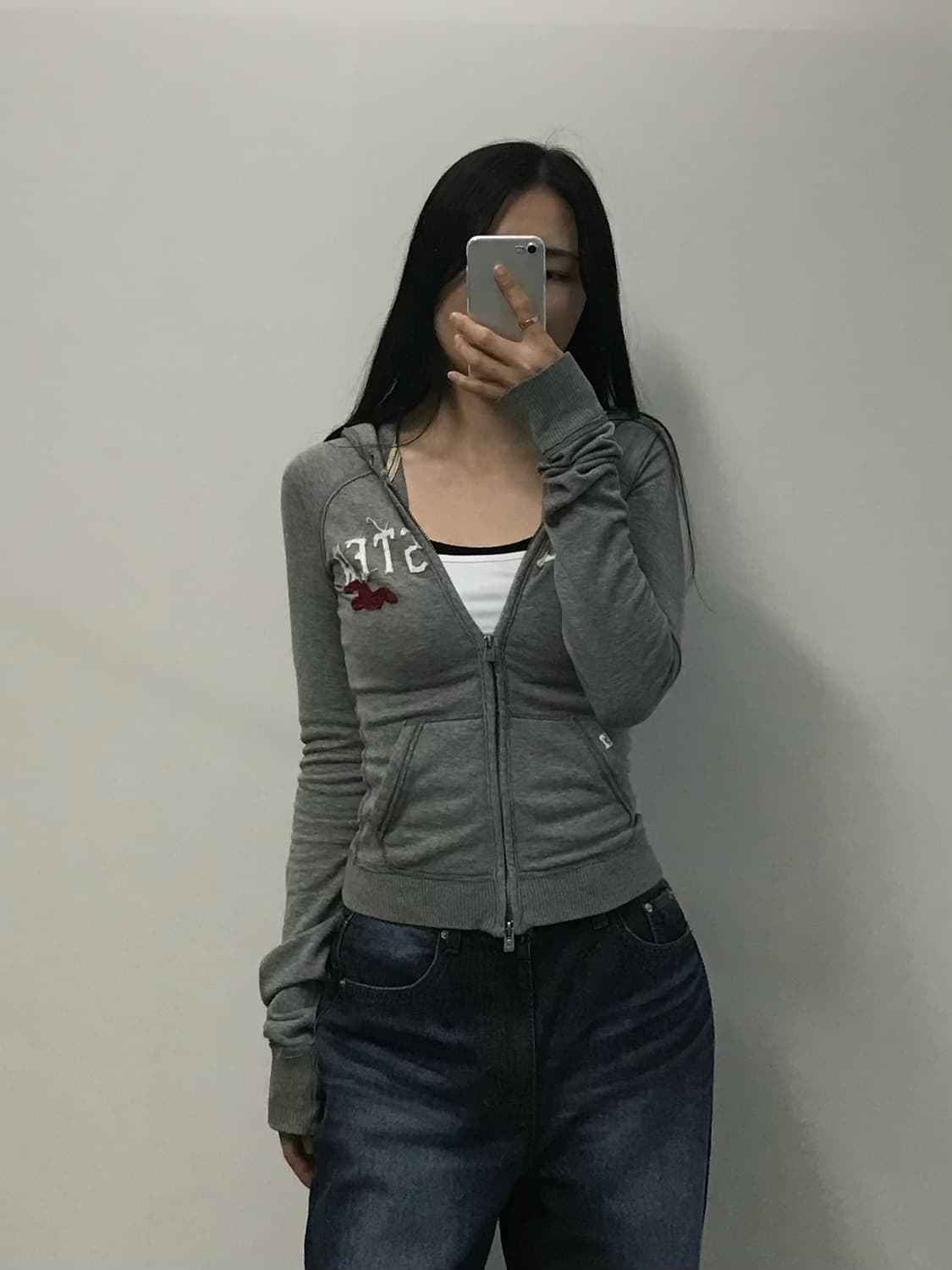 홀리스터 y2k 와투케 딱붙 그레이 후드집업 상품이미지2