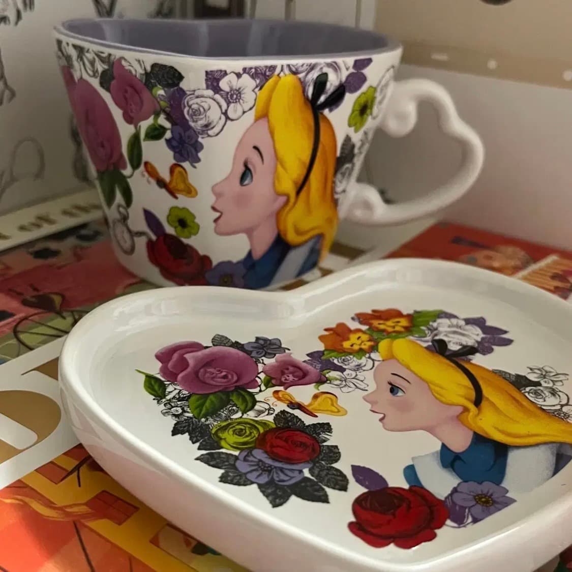 도쿄디즈니랜드 앨리스 접시&머그컵 세트 상품이미지2