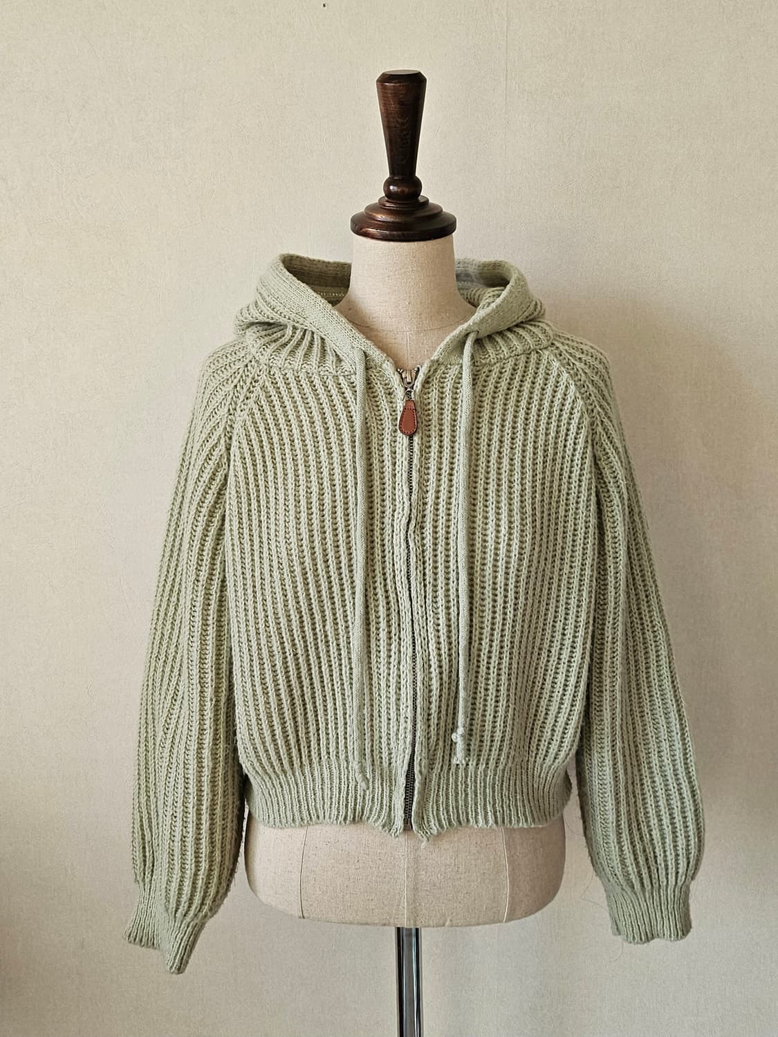 세이지 크롭 니트 후드집업 / 여리핏 볼륨소매 피스타치오 봄후드니트 상품이미지7