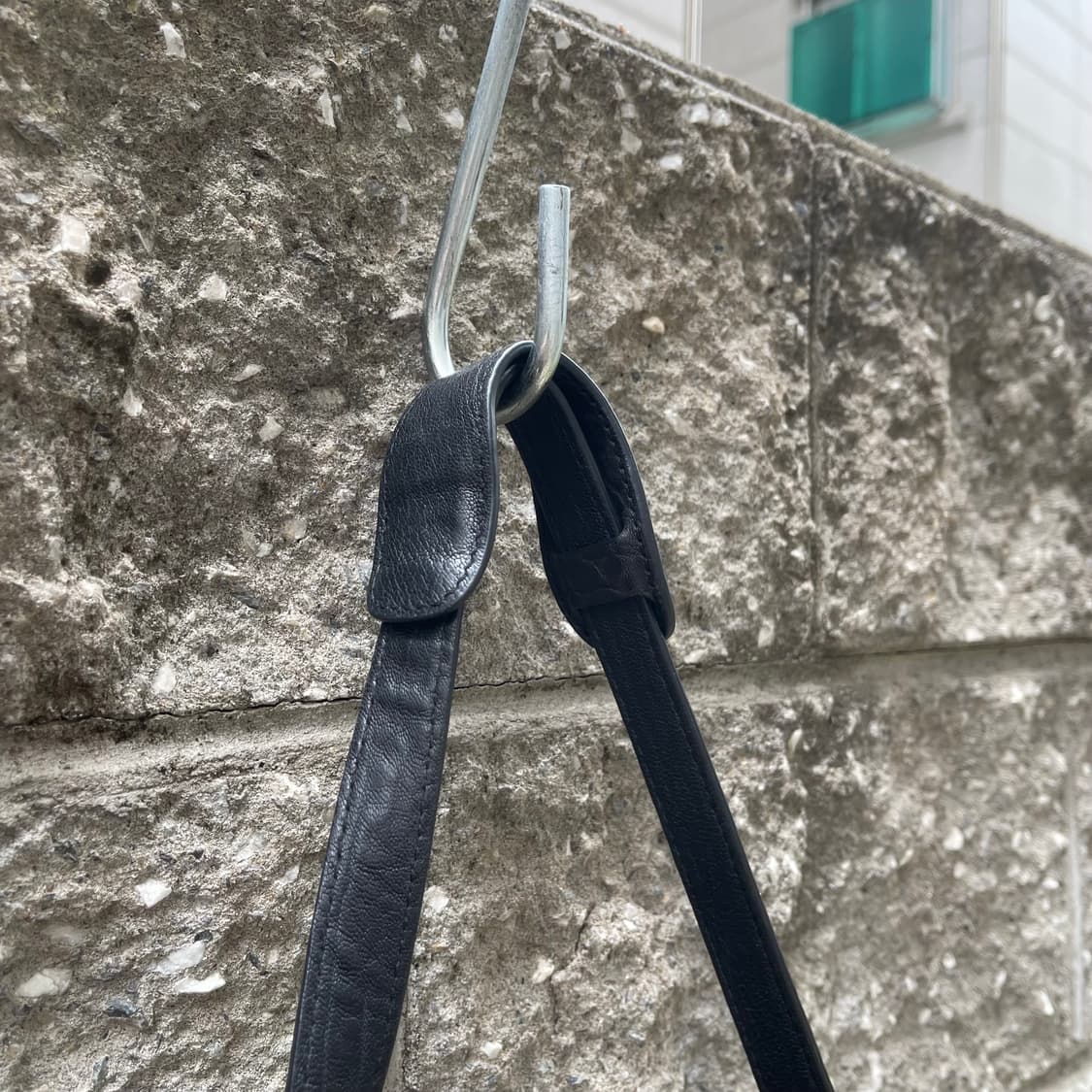 [OS] Alexander Wang 로키 블랙 레더 더플백 상품이미지6