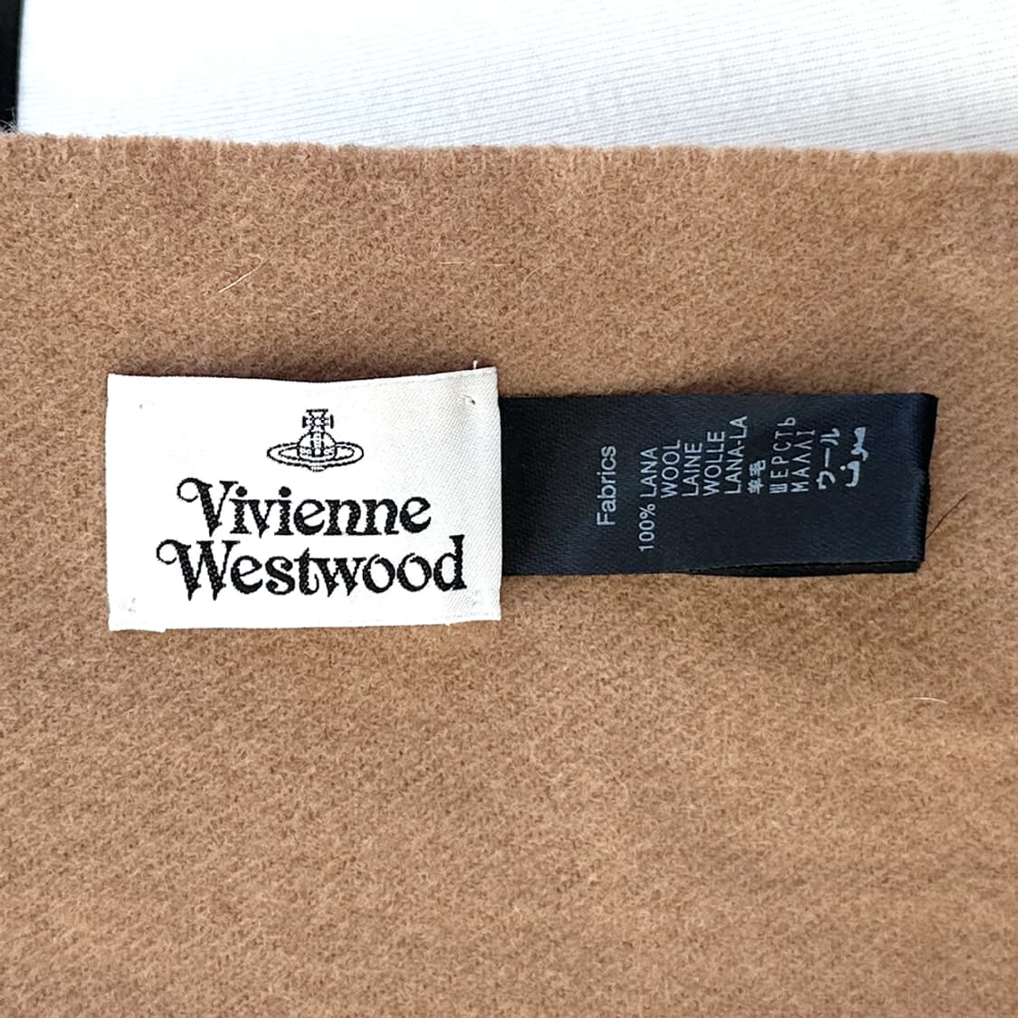 비비안웨스트우드 라나울 100% 머플러 목도리 카멜 베이지 공용 상품이미지4