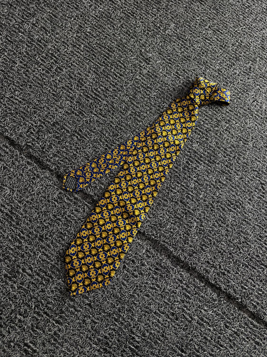 90s 지아니 베르사체 아카이브 메두사 패턴 넥타이 4161 상품이미지1