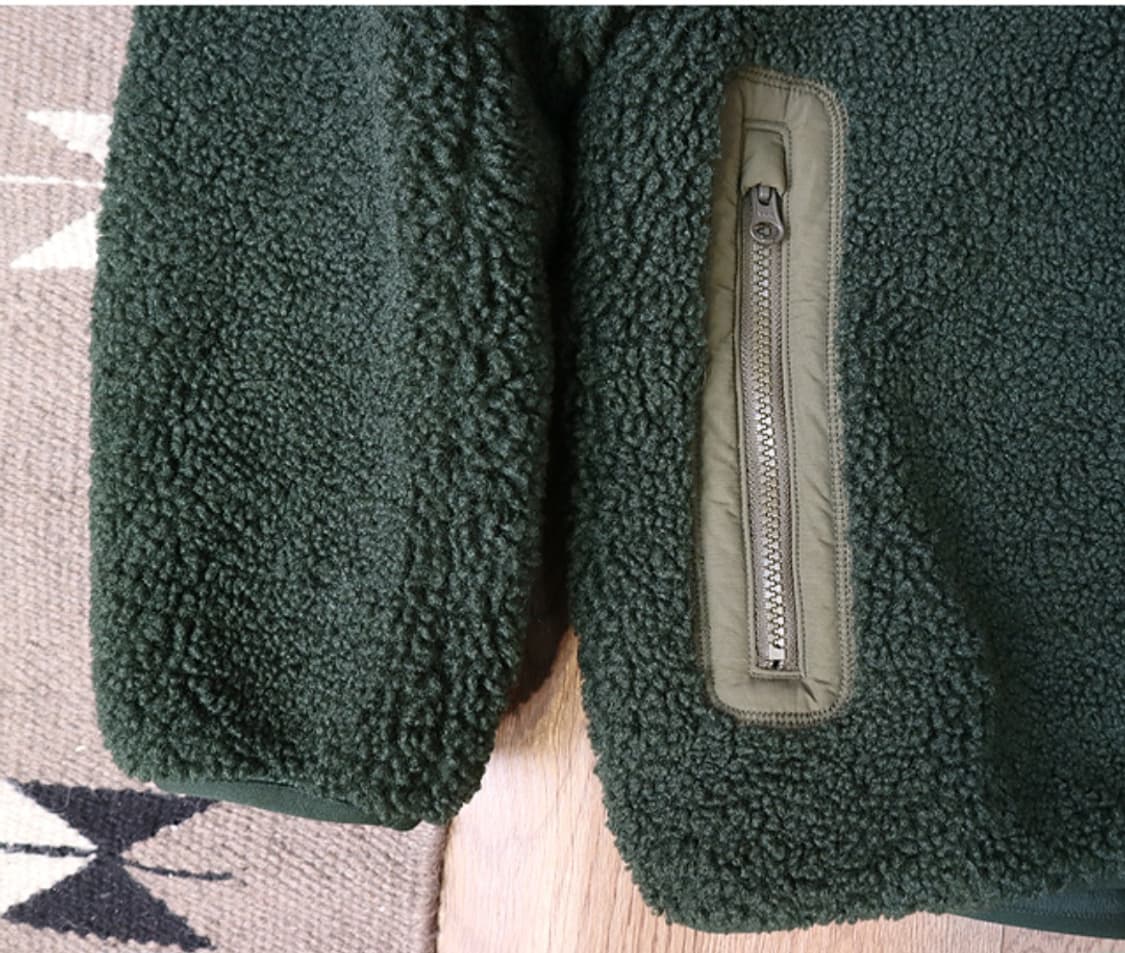 
일본판 유니클로 X JW 앤더슨 콜라보 두툼한 후리스 자켓

XL 상품이미지5