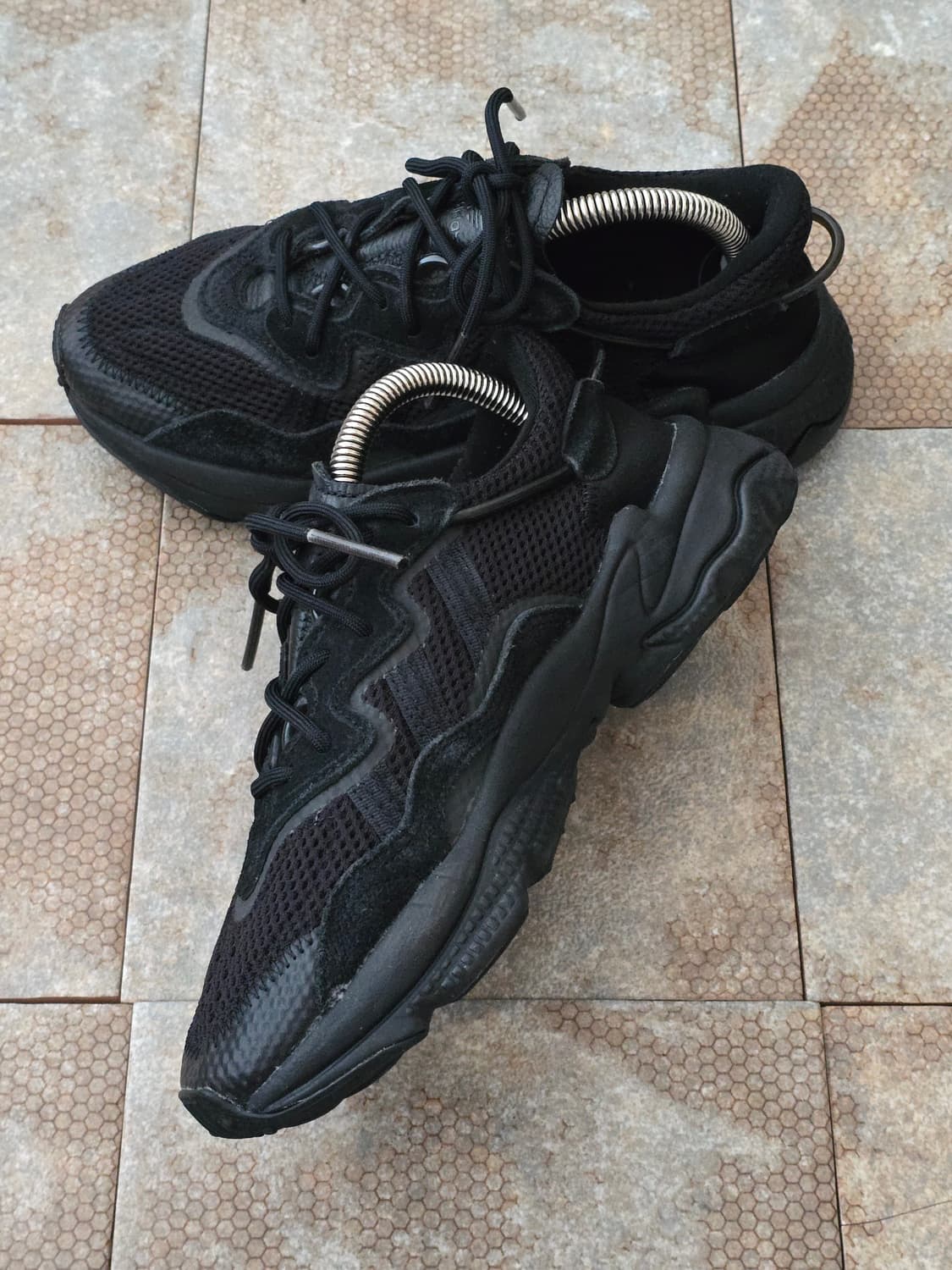 (225)아디다스 오즈위고 트리플 블랙 상품이미지5