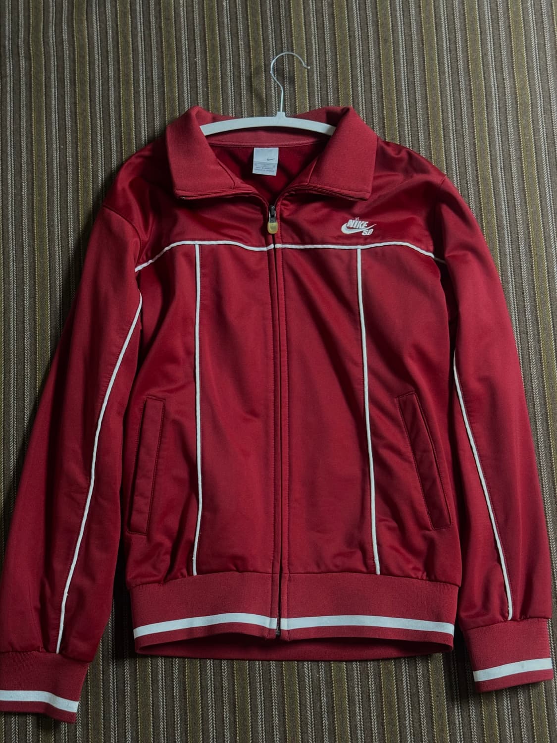 나이키 SB 트랙탑 상품이미지1