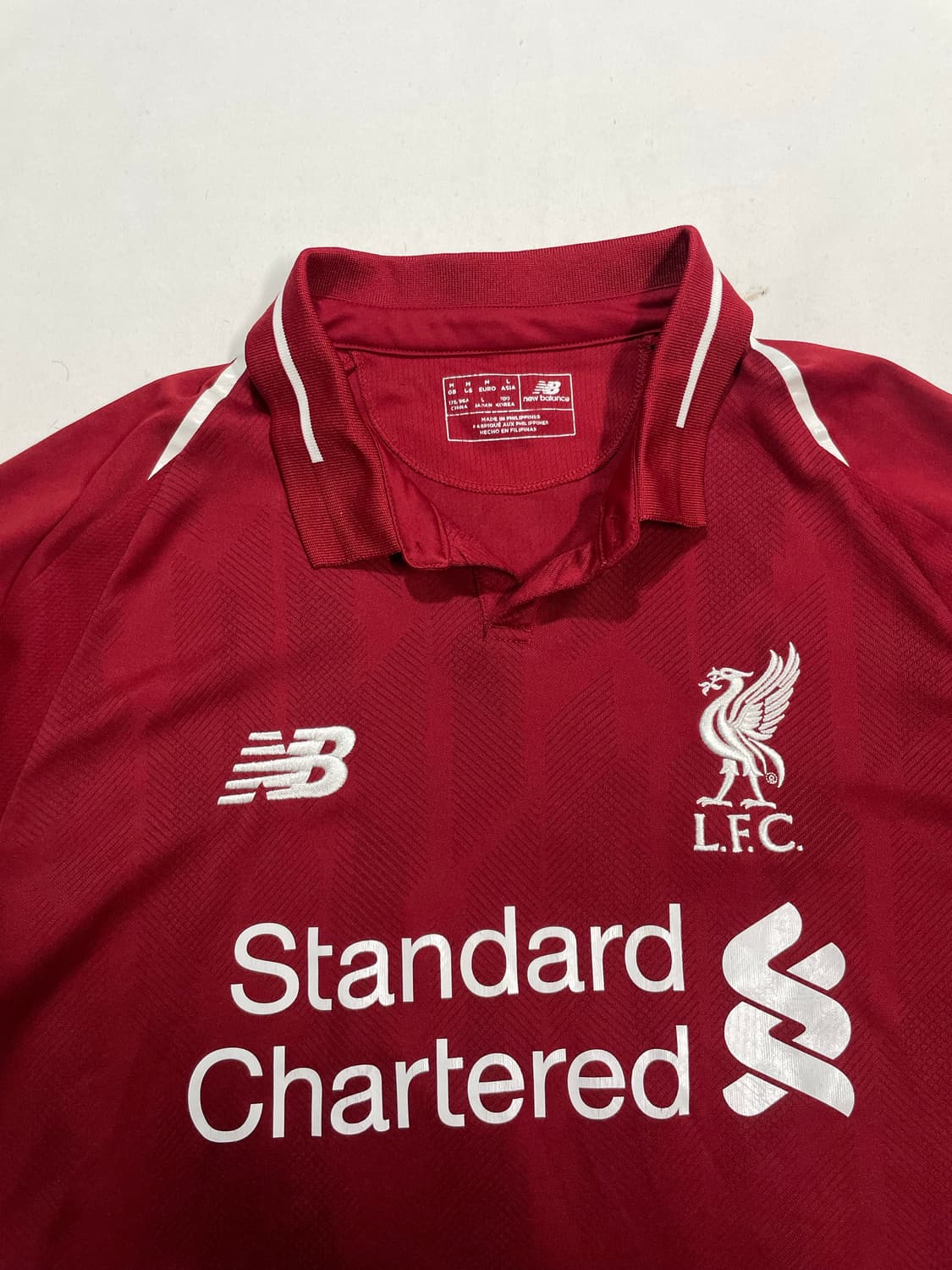 뉴발란스 리버풀 18-19 홈 유니폼 상품이미지3