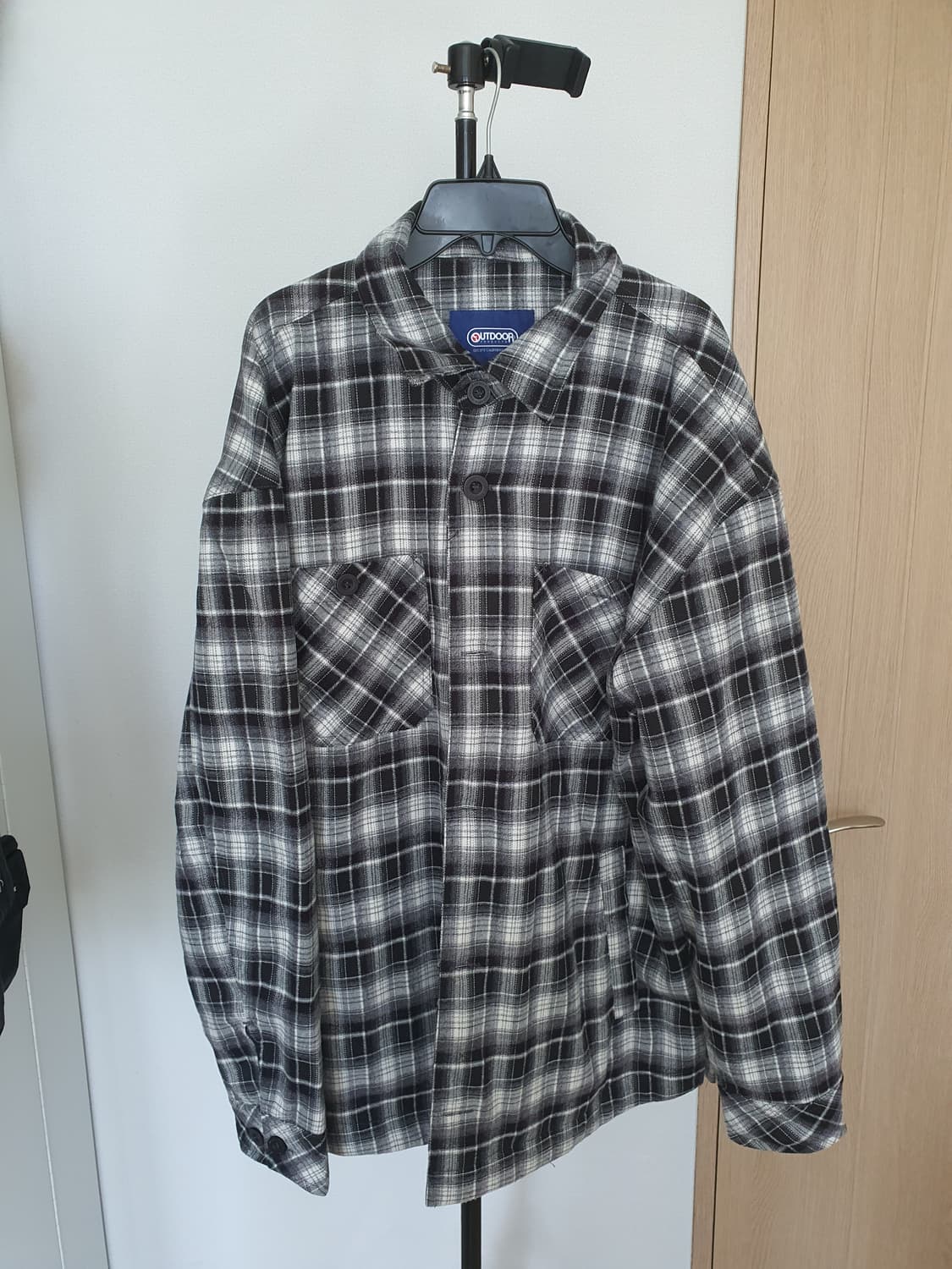 체크남방 아웃도어 실착1회 상태 최상 상품이미지1