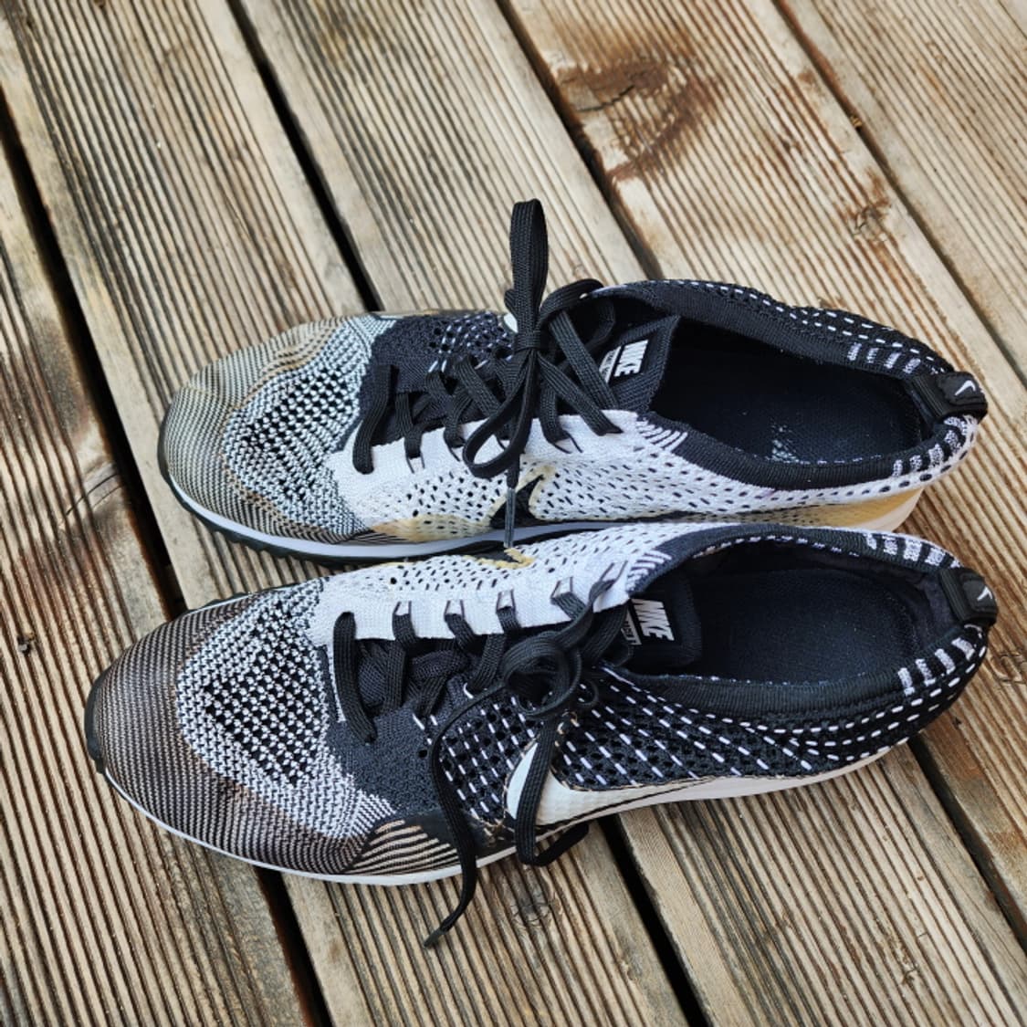 나이키 플라이니트 레이서 골프 검흰 909756-001(280) 상품이미지2