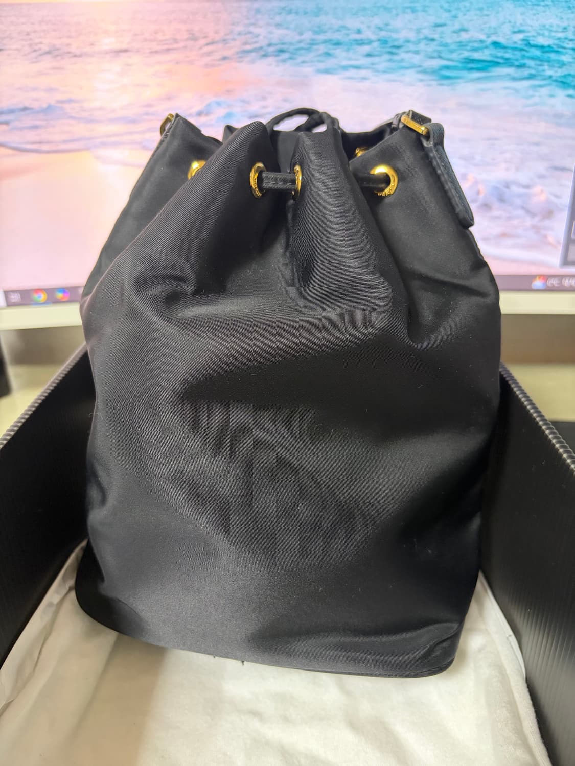 프라다 듀엣 리나일론 숄더백 블랙 골드 상품이미지2