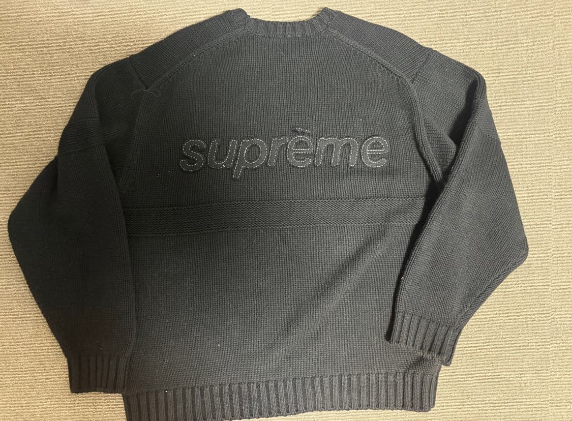 슈프림 니트 스웨터 토널 아플리케 블랙 상품이미지3
