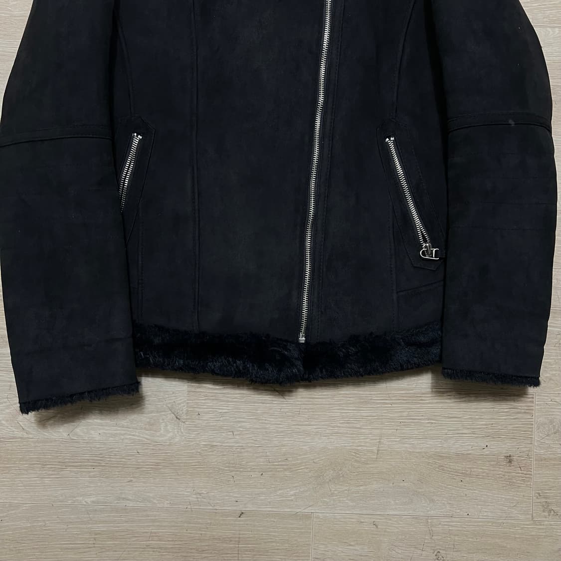 쥬시쥬디 여성 스웨이드 무스탕 자켓 [블랙] S/90 상품이미지3