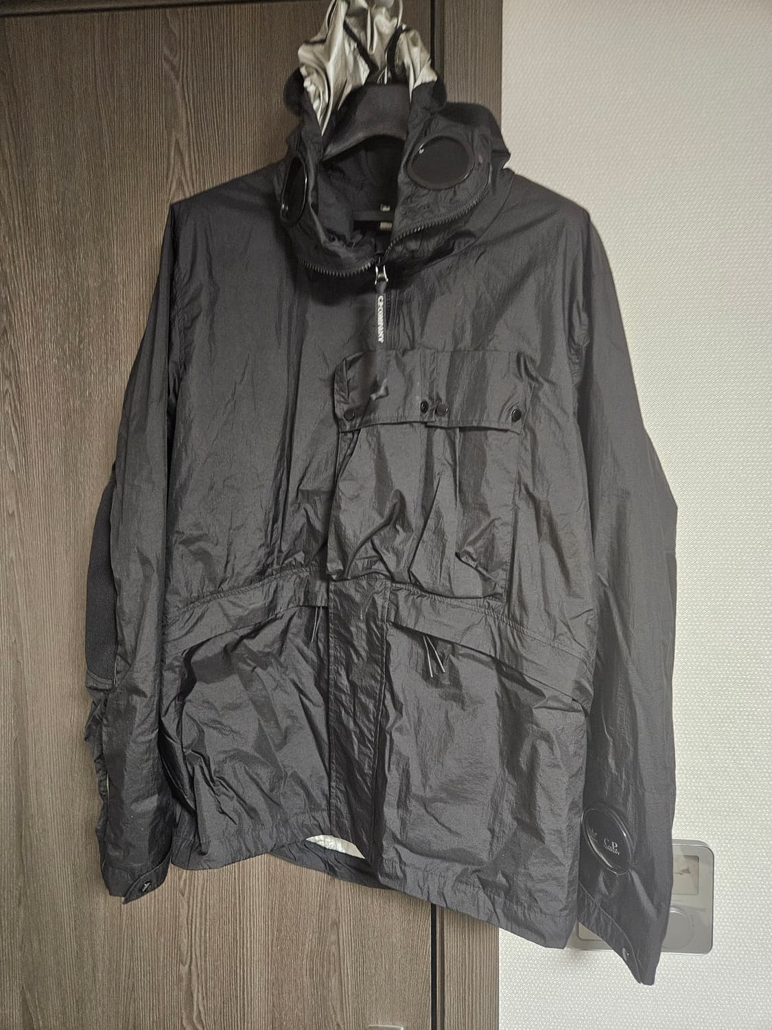 CP컴퍼니 x 아디다스 익스플로러 자켓 M (실측 L) 상품이미지1