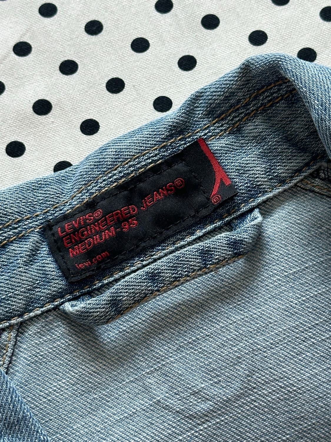 리바이스 00‘s 엔지니어드 진스 데님 집업 베스트 상품이미지3