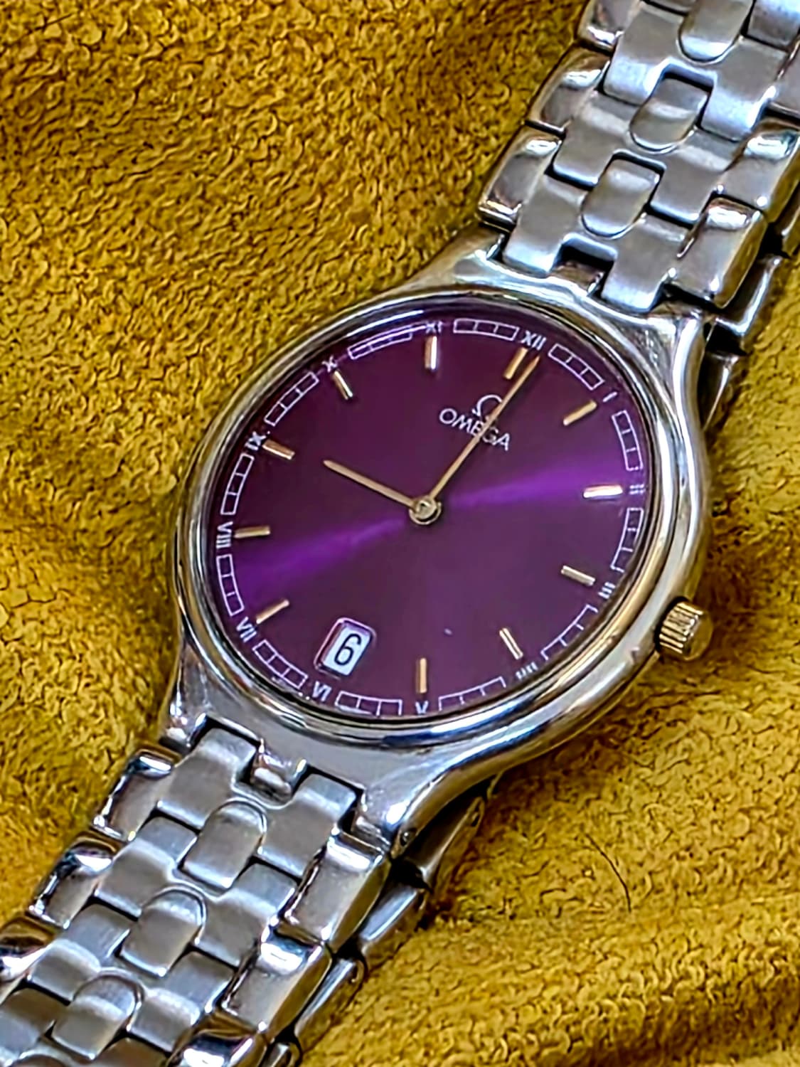 오메기드빌 쿼츠 남녀공용시계 판매 상품이미지1