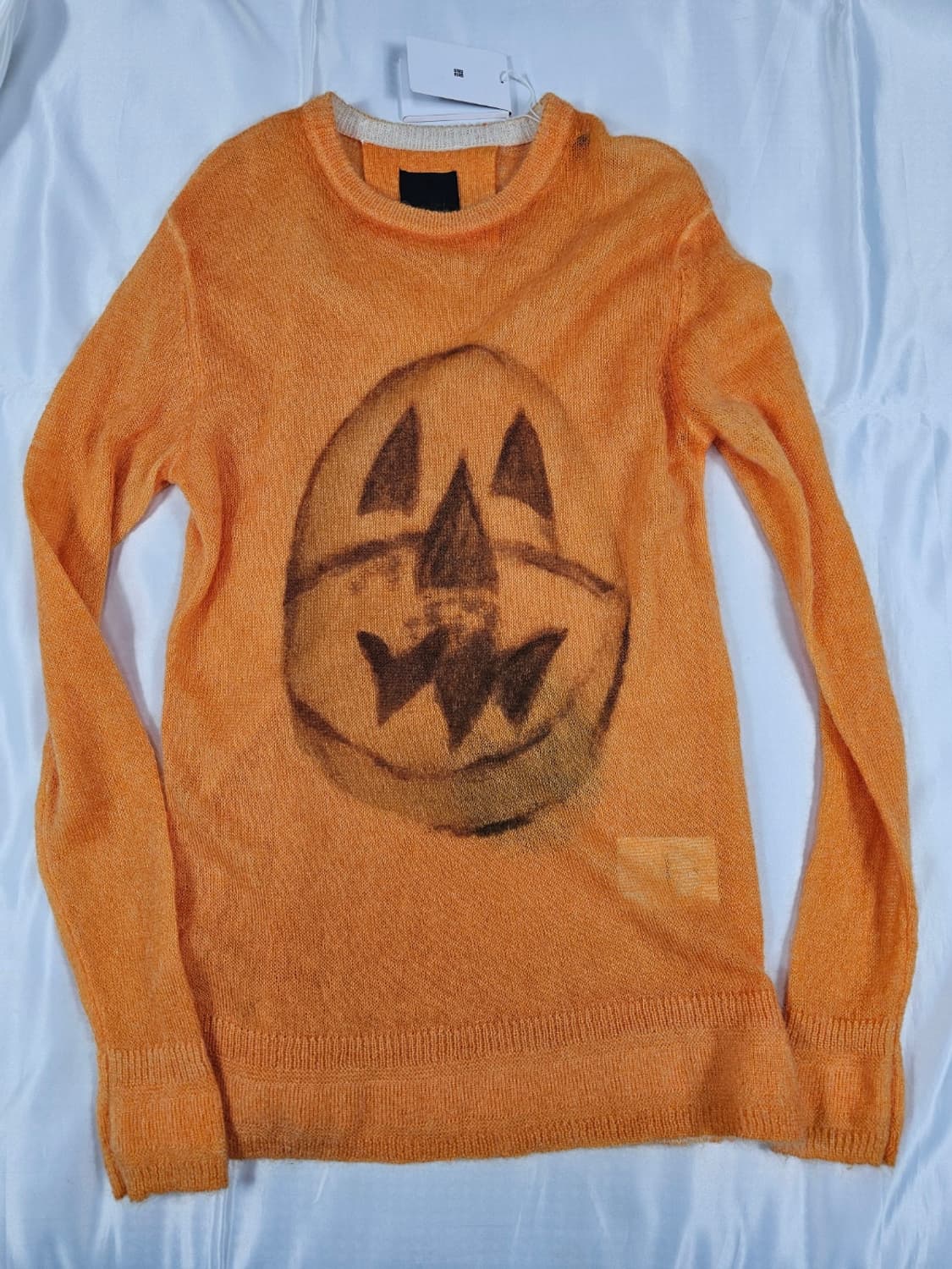 지방시세라믹프린트니트 상품이미지1