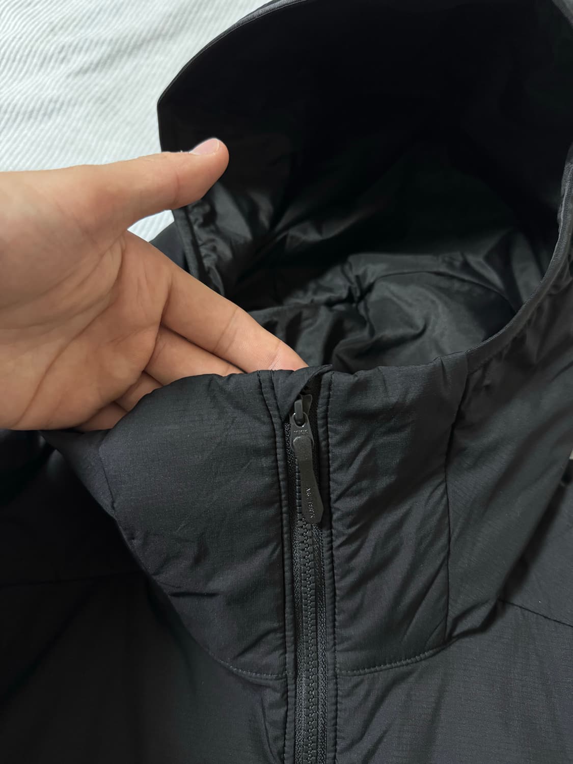 (새상품급) 아크테릭스 아톰 후디 블랙  상품이미지7