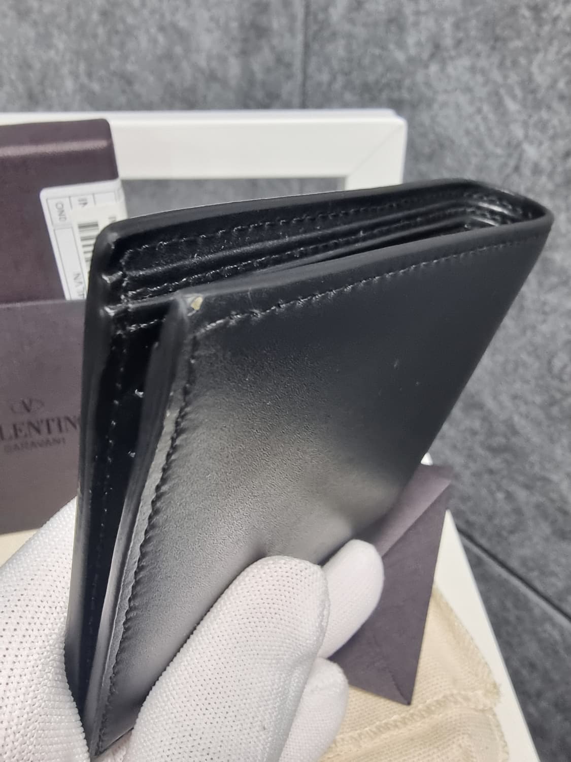 발렌티노 가리바니 VLTN 로고 남성 반지갑 상품이미지6