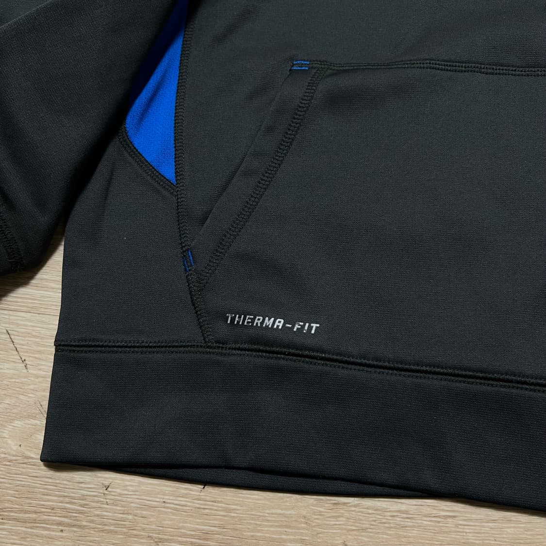 나이키 써마핏 빅로고 배색 후드 티셔츠 [블랙] L/100 상품이미지4