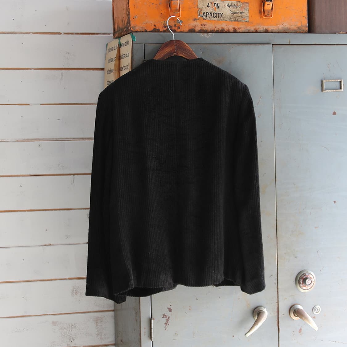 (착용컷) LaVie enRose 코듀로이 라운드 자켓 (여성용 9BR) 상품이미지3