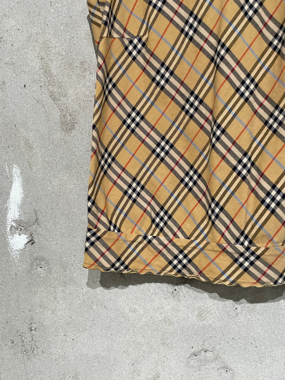 버버리 블루라벨 베이지 노바체크 코튼 베스트 상품이미지4